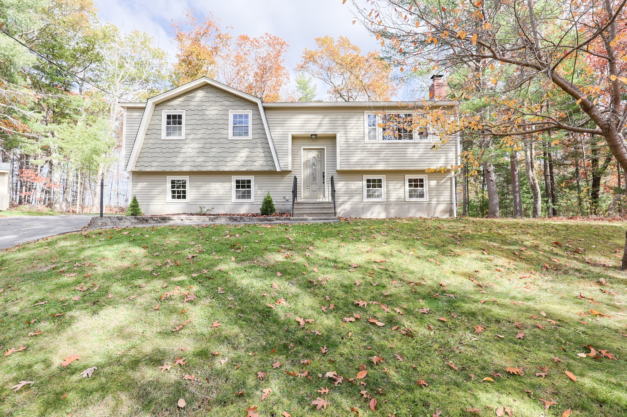 328 Millville Rd, Uxbridge, MA 01569 - Image 2