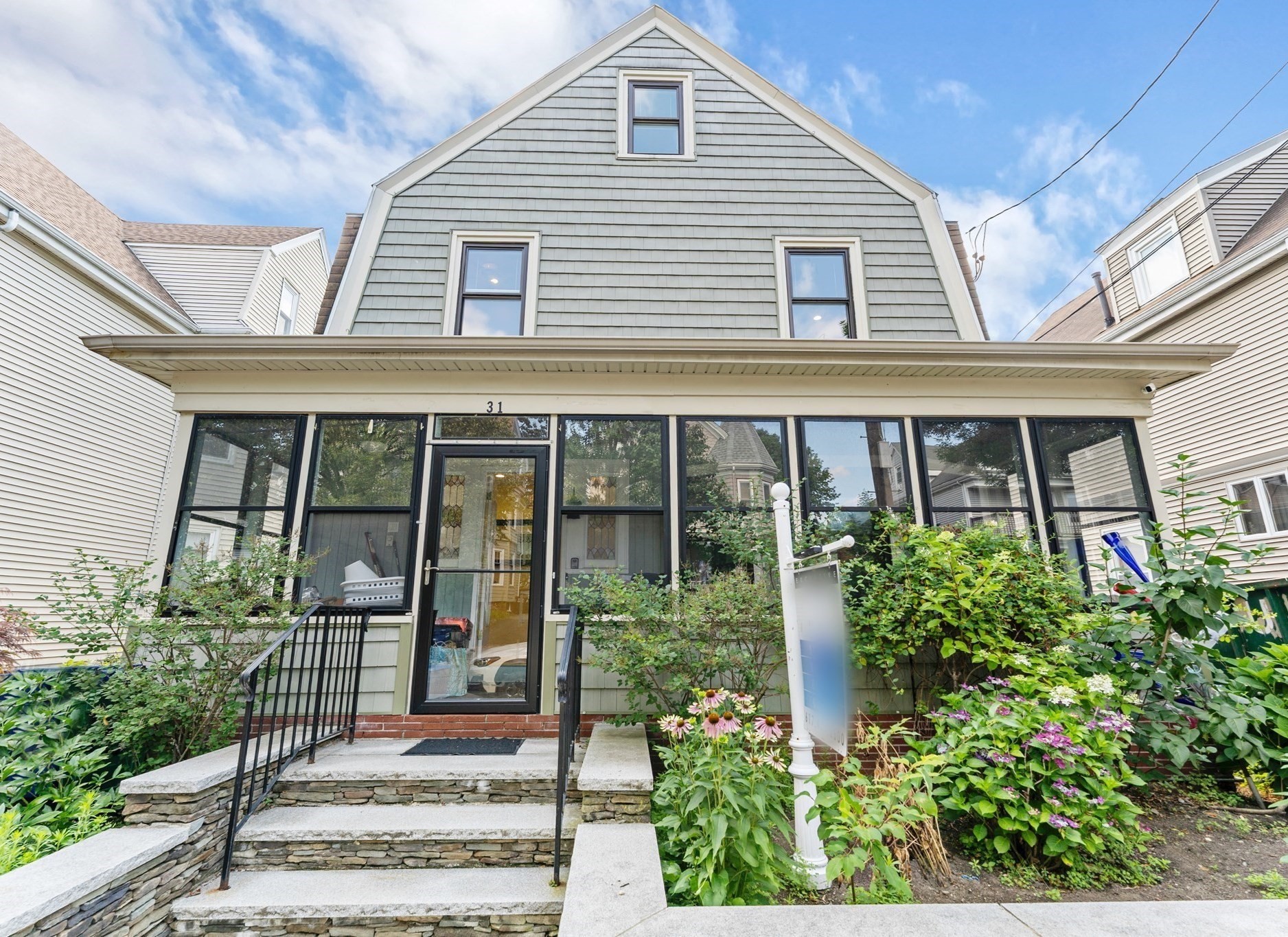 31 Rogers Ave, Somerville, MA 02144