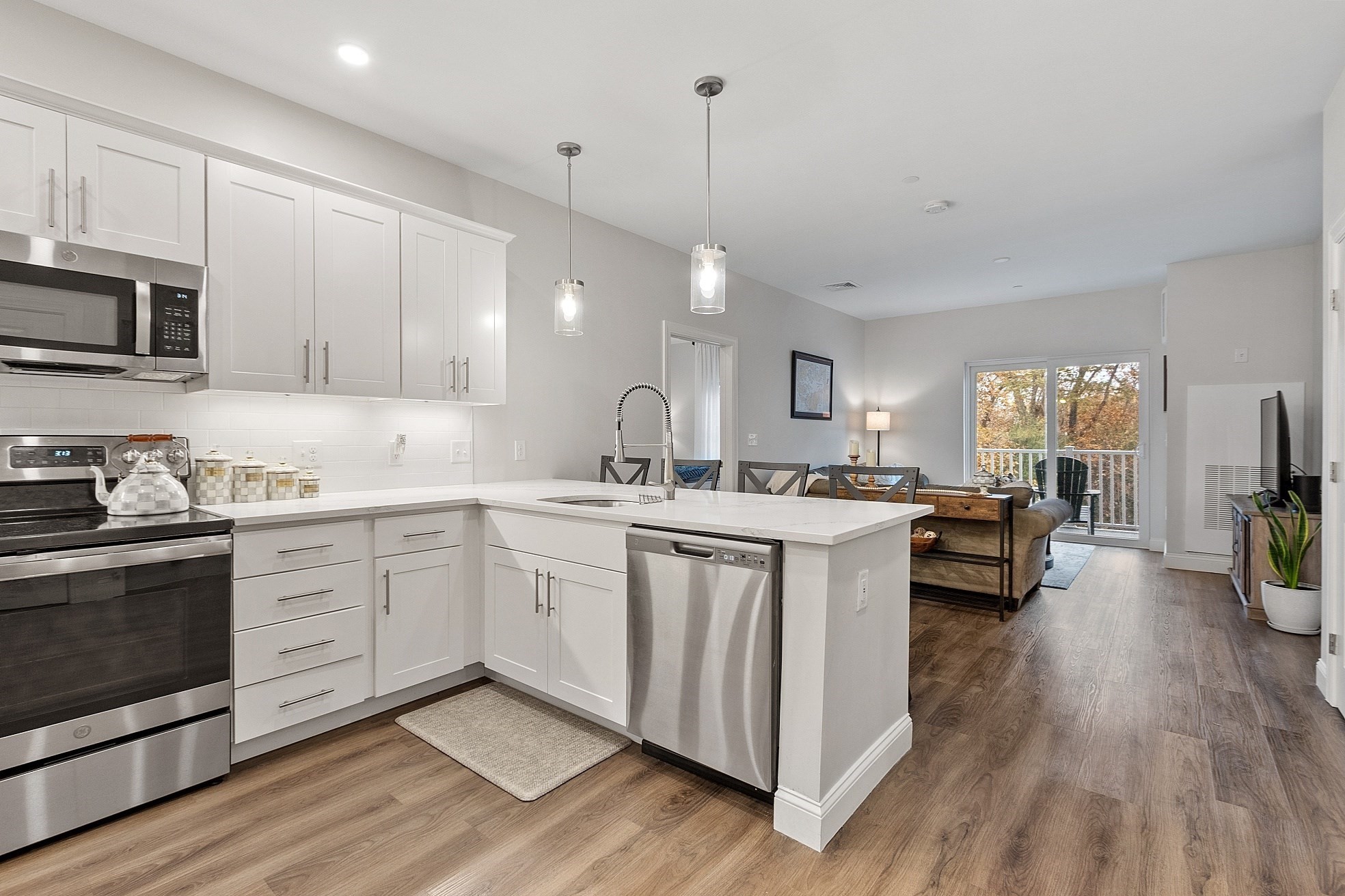 3202 Briarwood Vlg Unit 3202, Clinton, MA 01510 - Image 7