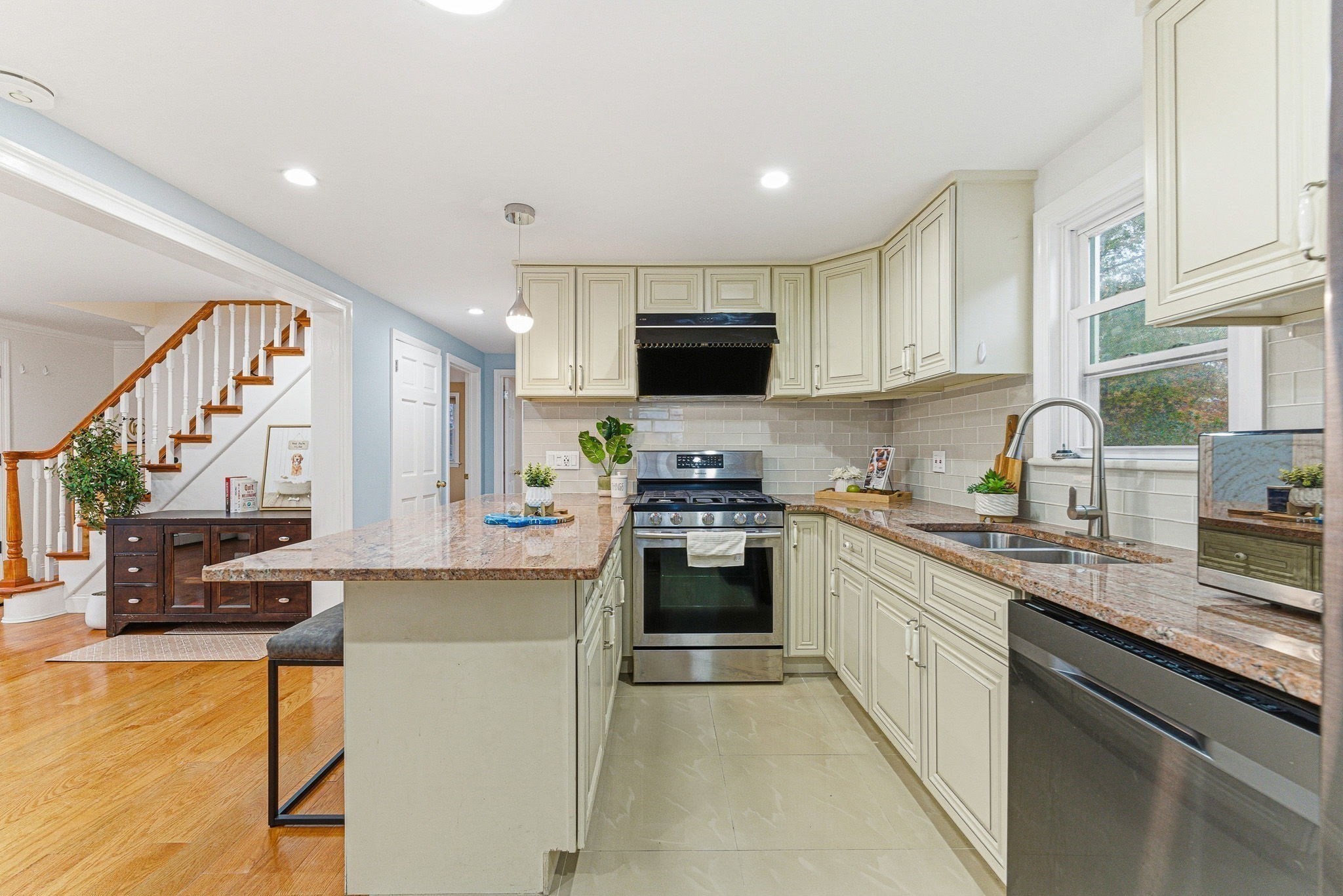 63 Dickerman Ln, Braintree, MA 02184 - Image 11