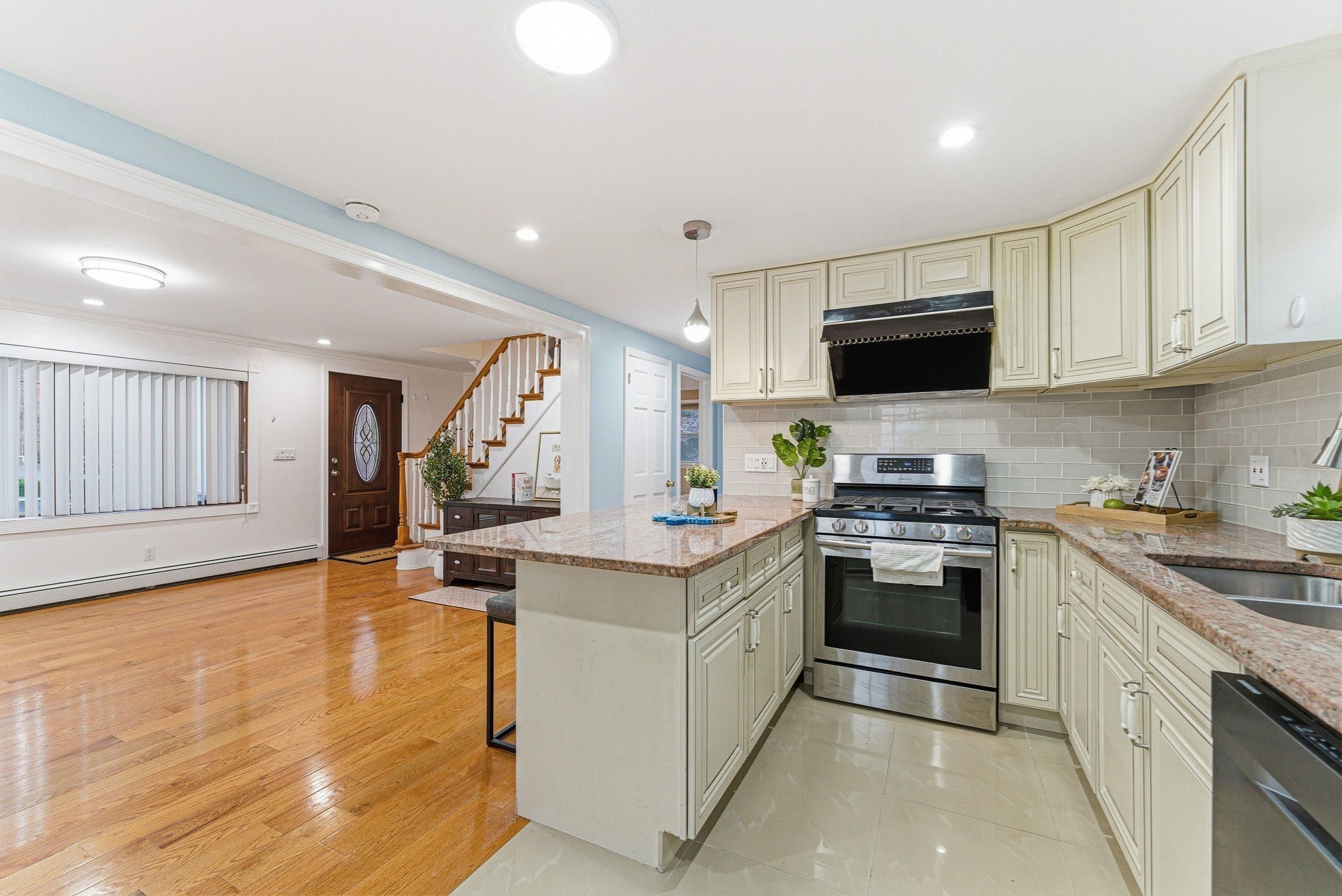 63 Dickerman Ln, Braintree, MA 02184 - Image 12