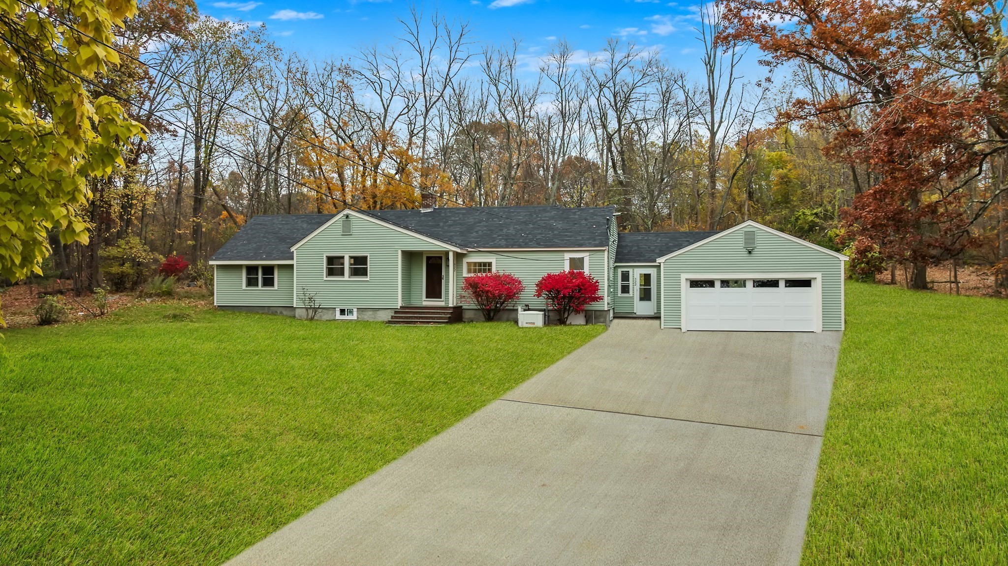 322 River Rd, Andover, MA 01810