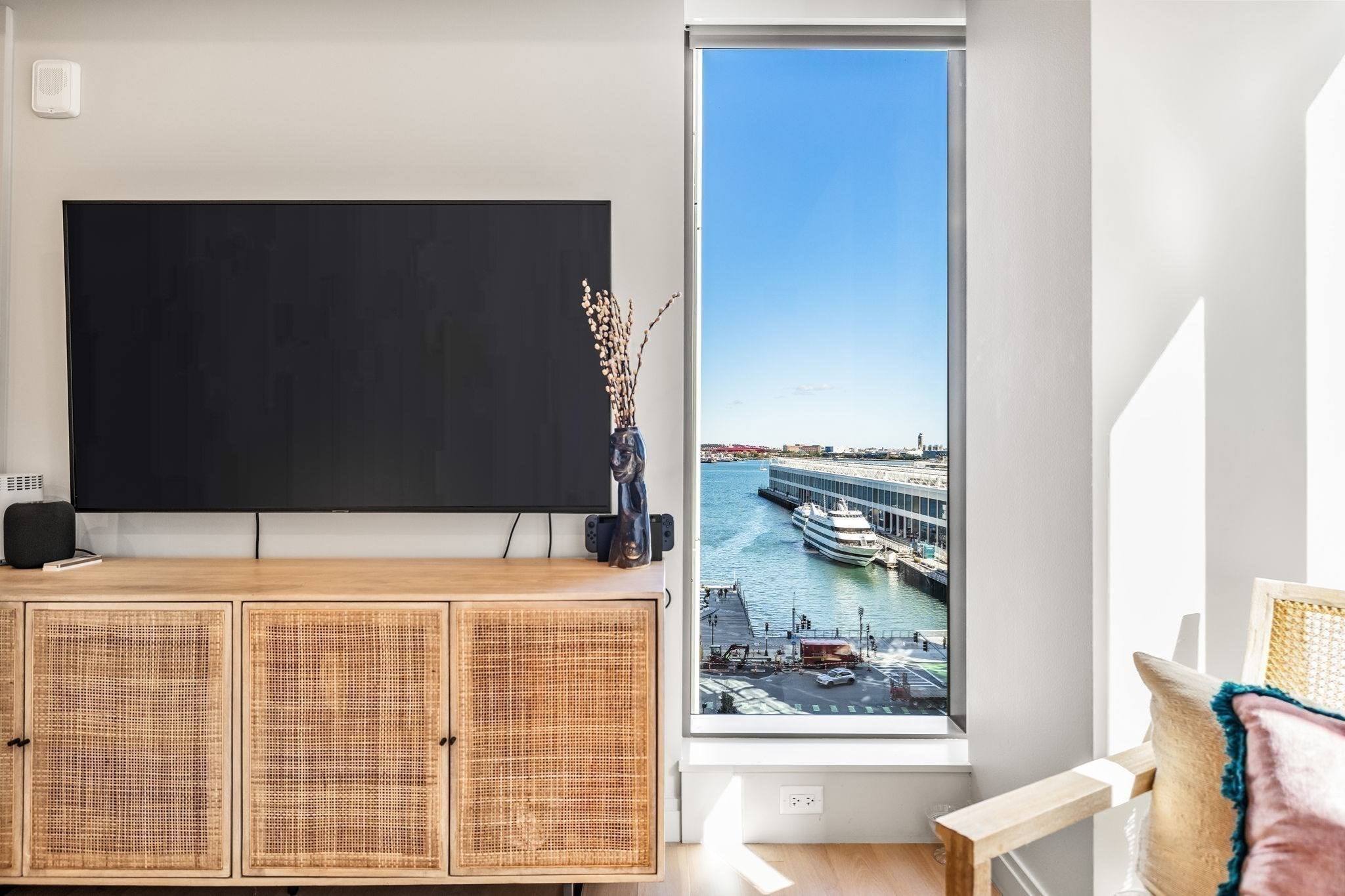 135 Seaport Blvd Unit 906, Seaport, Boston, MA 02210 - Image 8