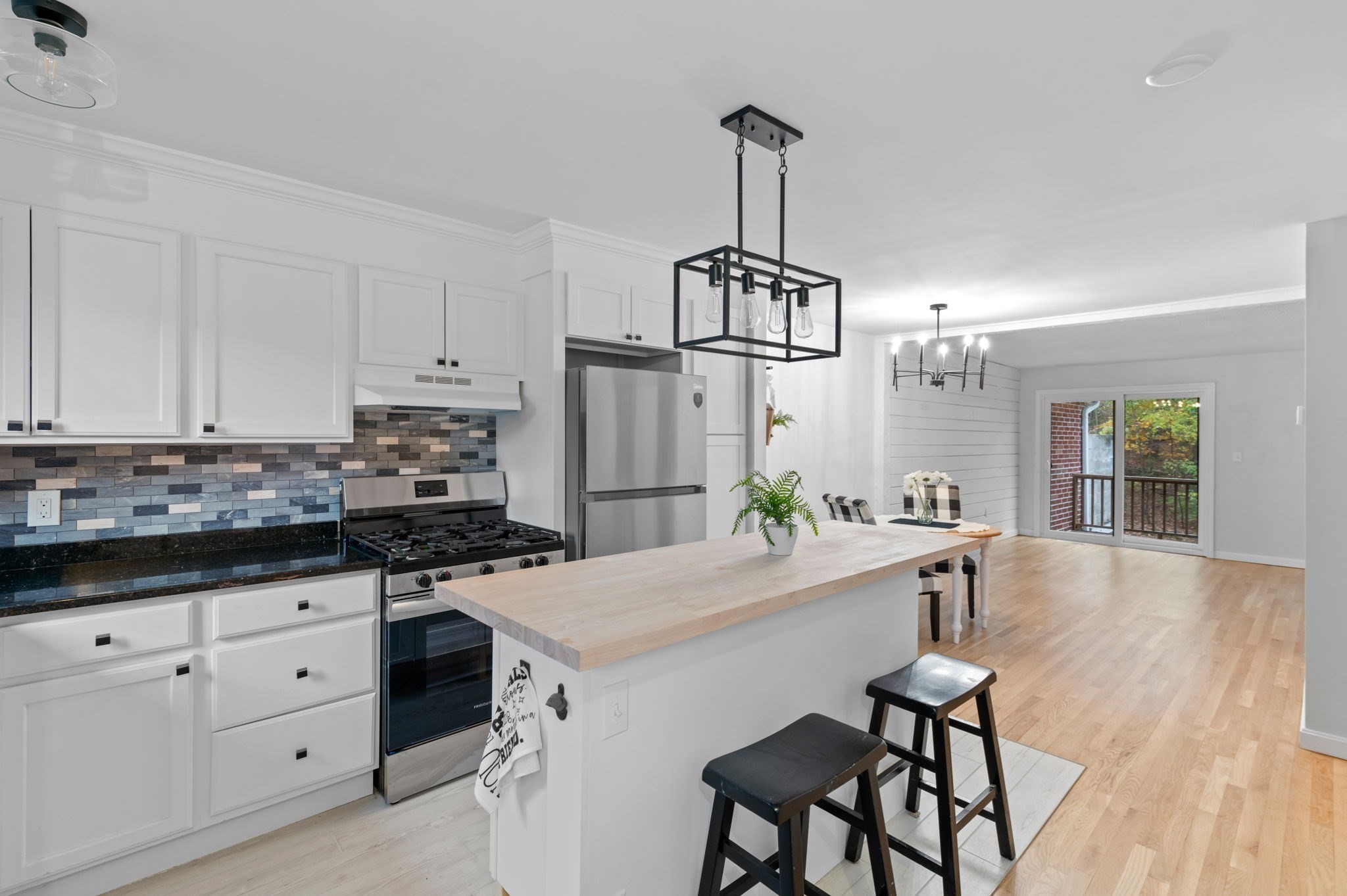 107 Farrwood Drive Unit 107, Haverhill, MA 01835