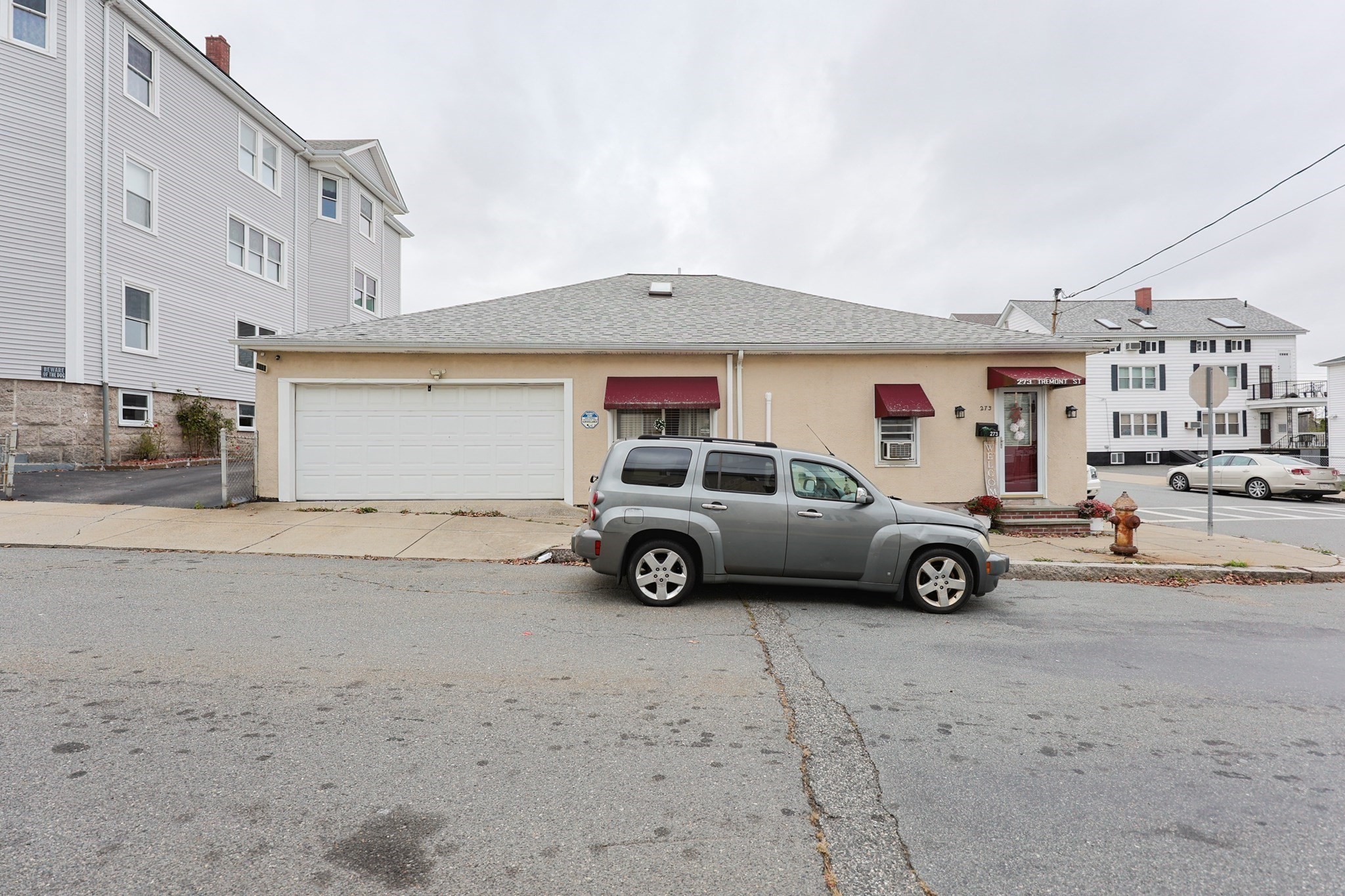 273 Tremont St, Fall River, MA 02720