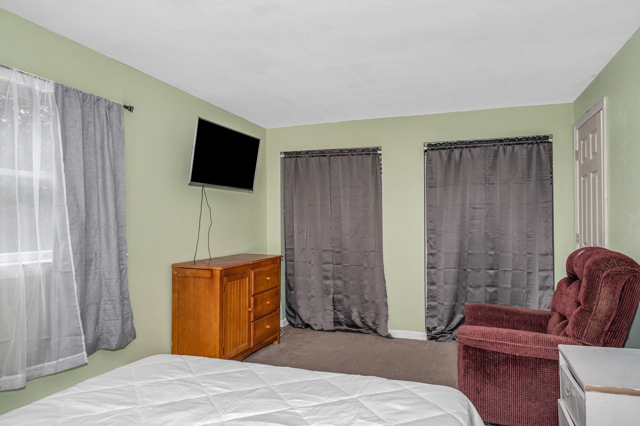 675 Robbins Ave Unit 1, Dracut, MA 01826 - Image 13