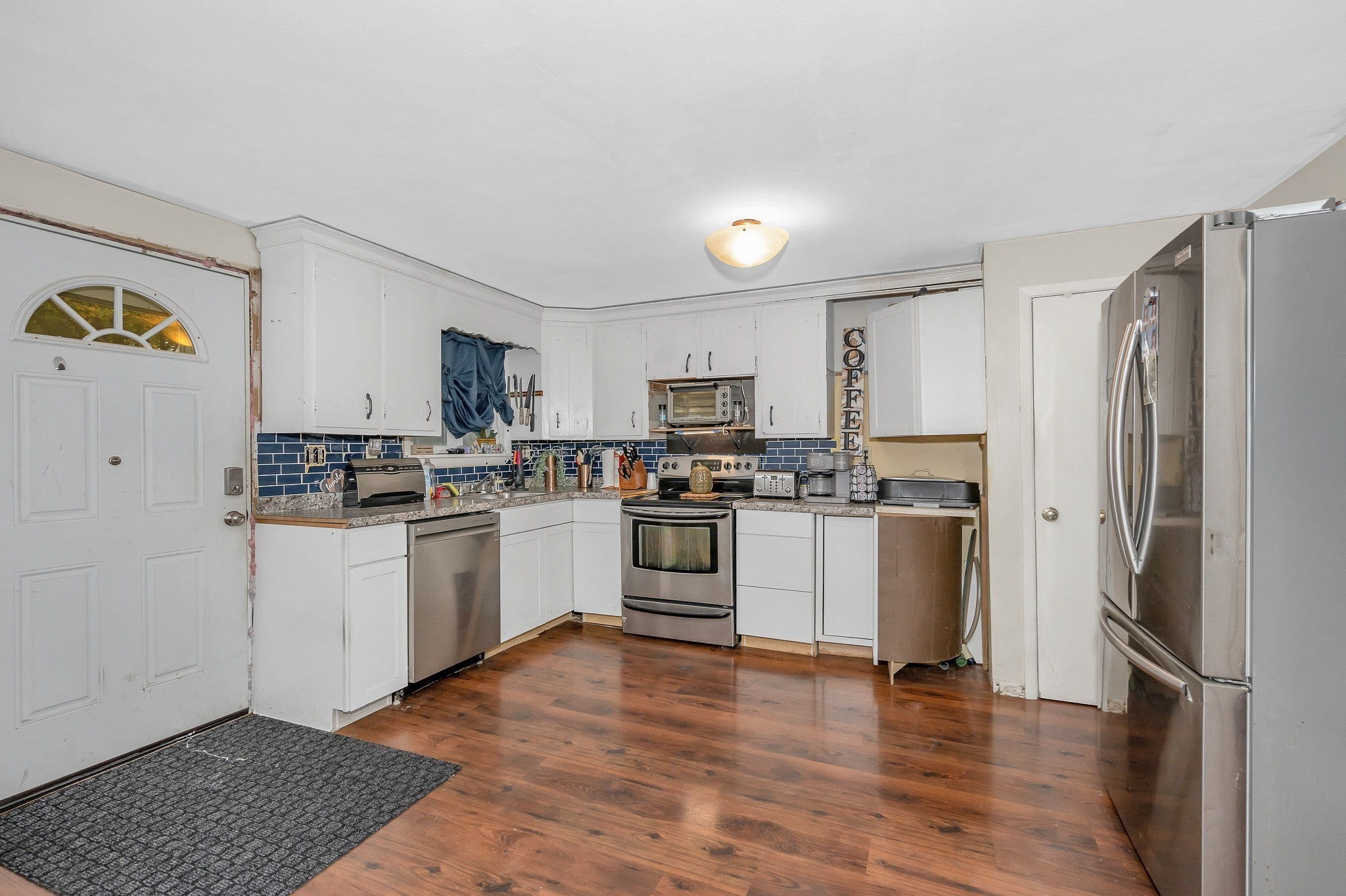 675 Robbins Ave Unit 1, Dracut, MA 01826 - Image 3