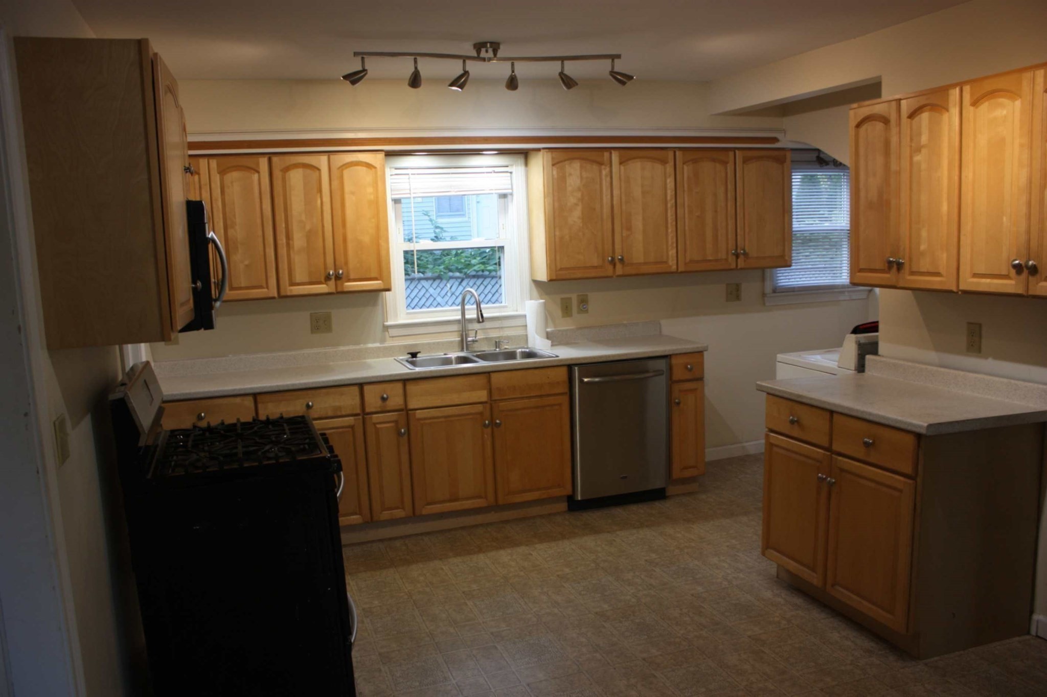 45 Norwood St, Fitchburg, MA 01420 - Image 11