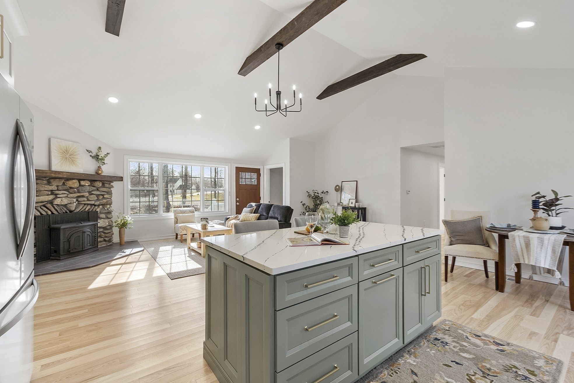 21 Davis Rd, Westminster, MA 01473 - Image 9