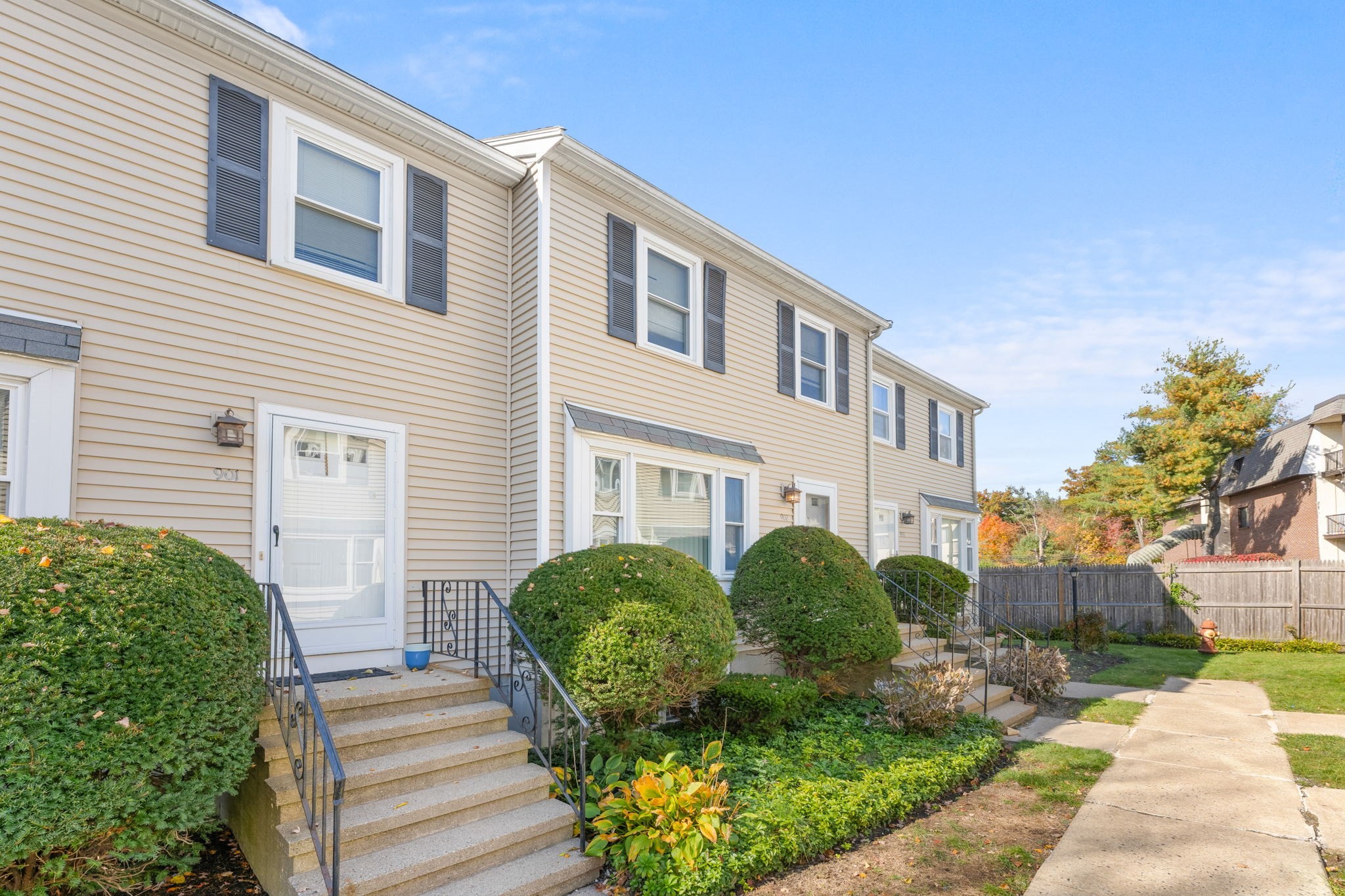 902 Irving Rd Unit 902, Randolph, MA 02368 - Image 2