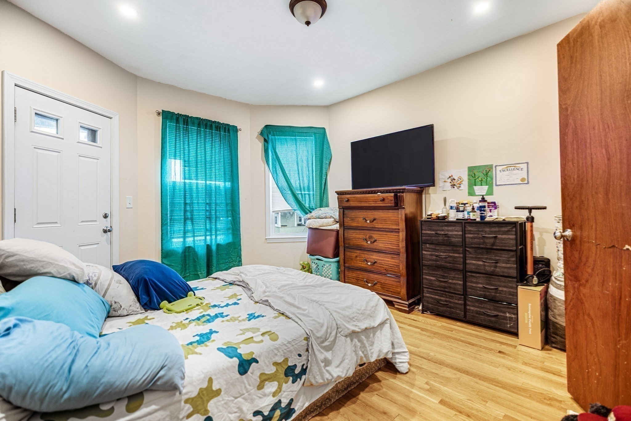 25 Fessenden Street, Mattapan, Boston, MA 02126 - Image 24