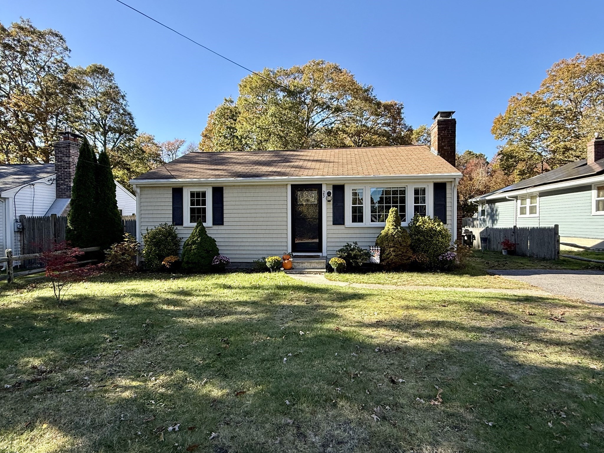 23 Circuit Rd N, Yarmouth, MA 02673