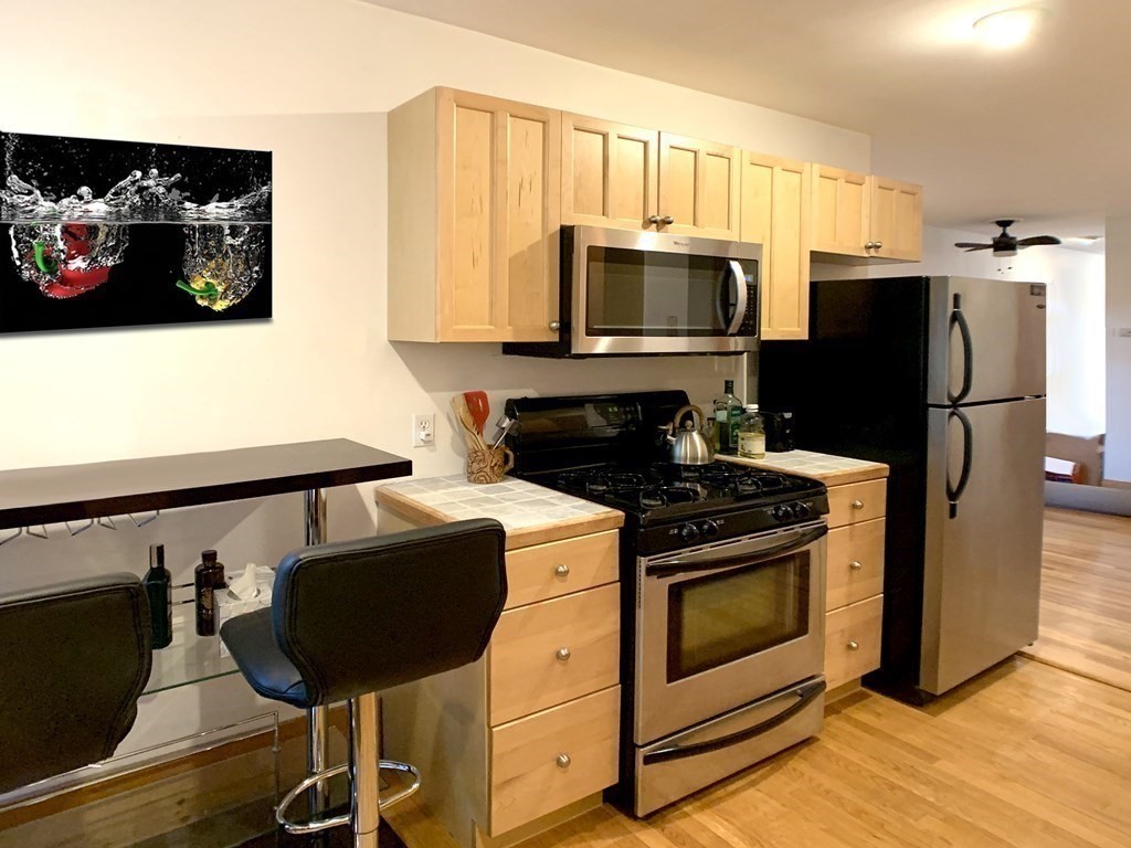 148 Berkshire St Unit 4, Cambridge, MA 02141 - Image 4