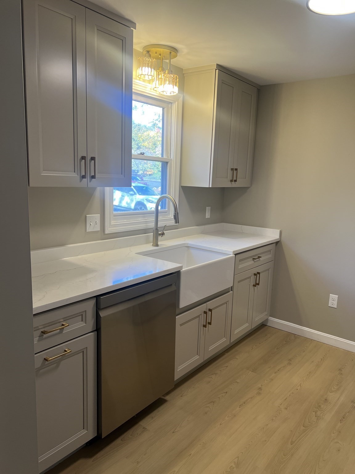 192 Pleasant St Unit 23, Leominster, MA 01453 - Image 1