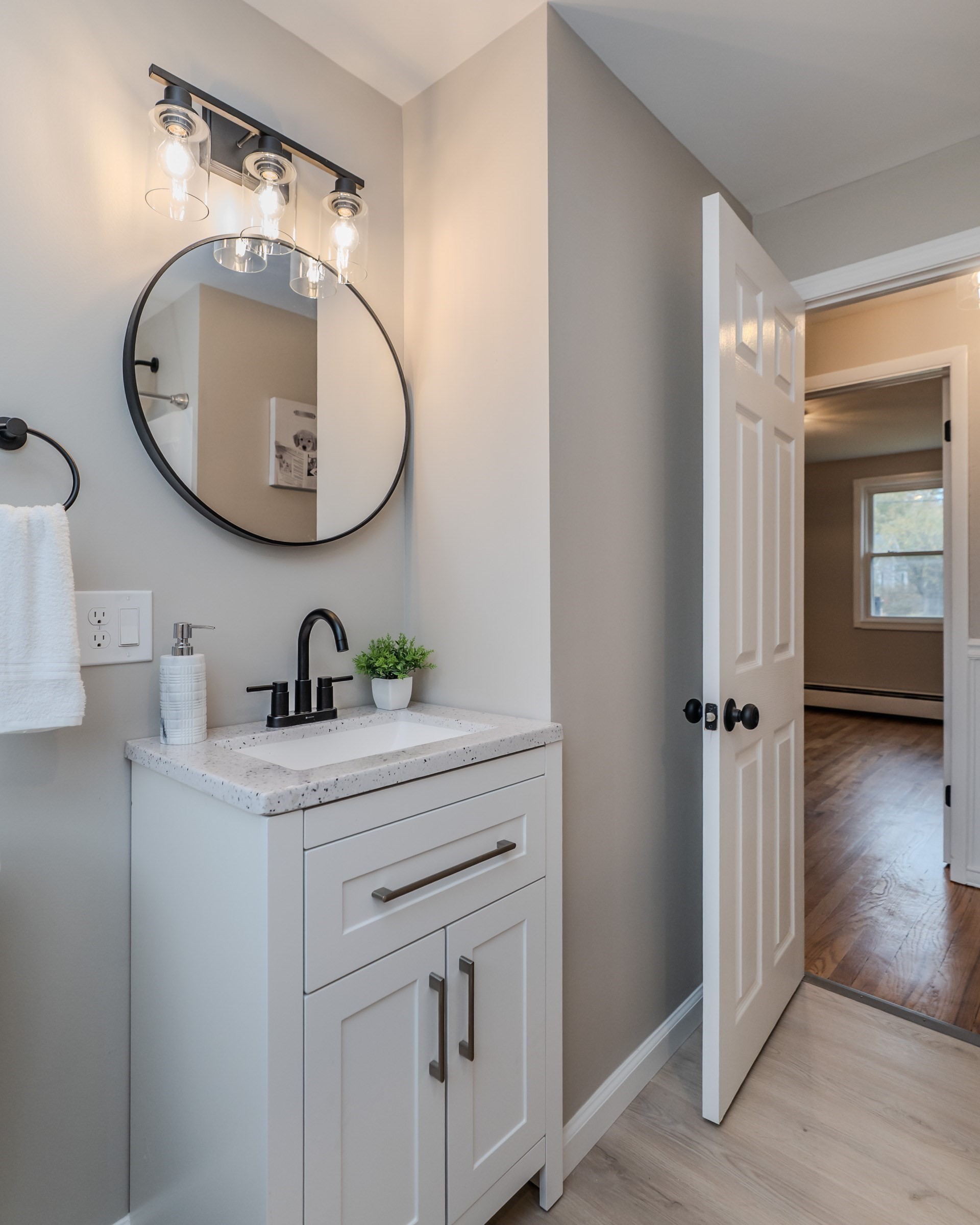 33 Grimard St, Ludlow, MA 01056 - Image 11