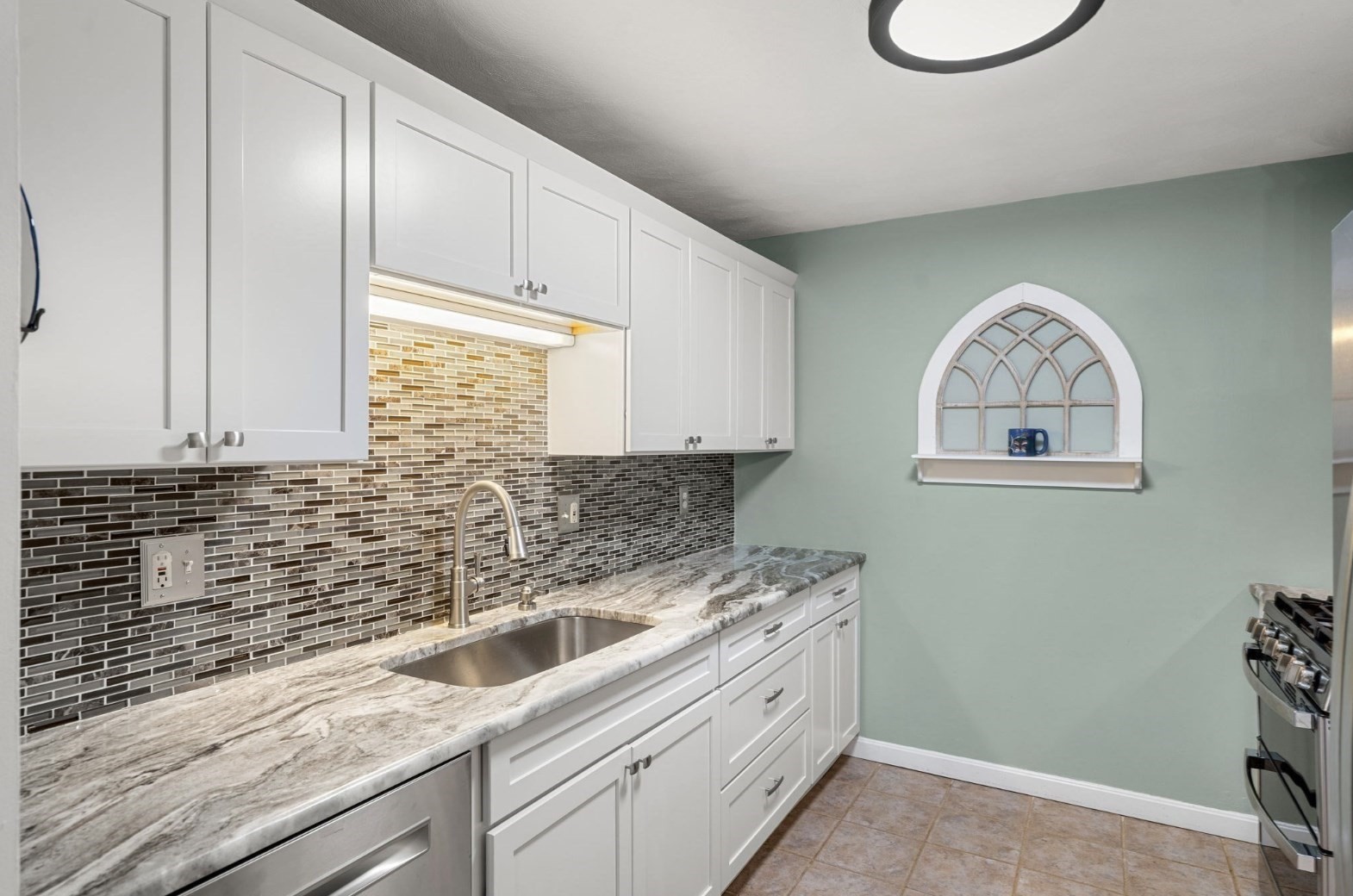 7 Greenbriar Dr Unit 304, North Reading, MA 01864 - Image 8