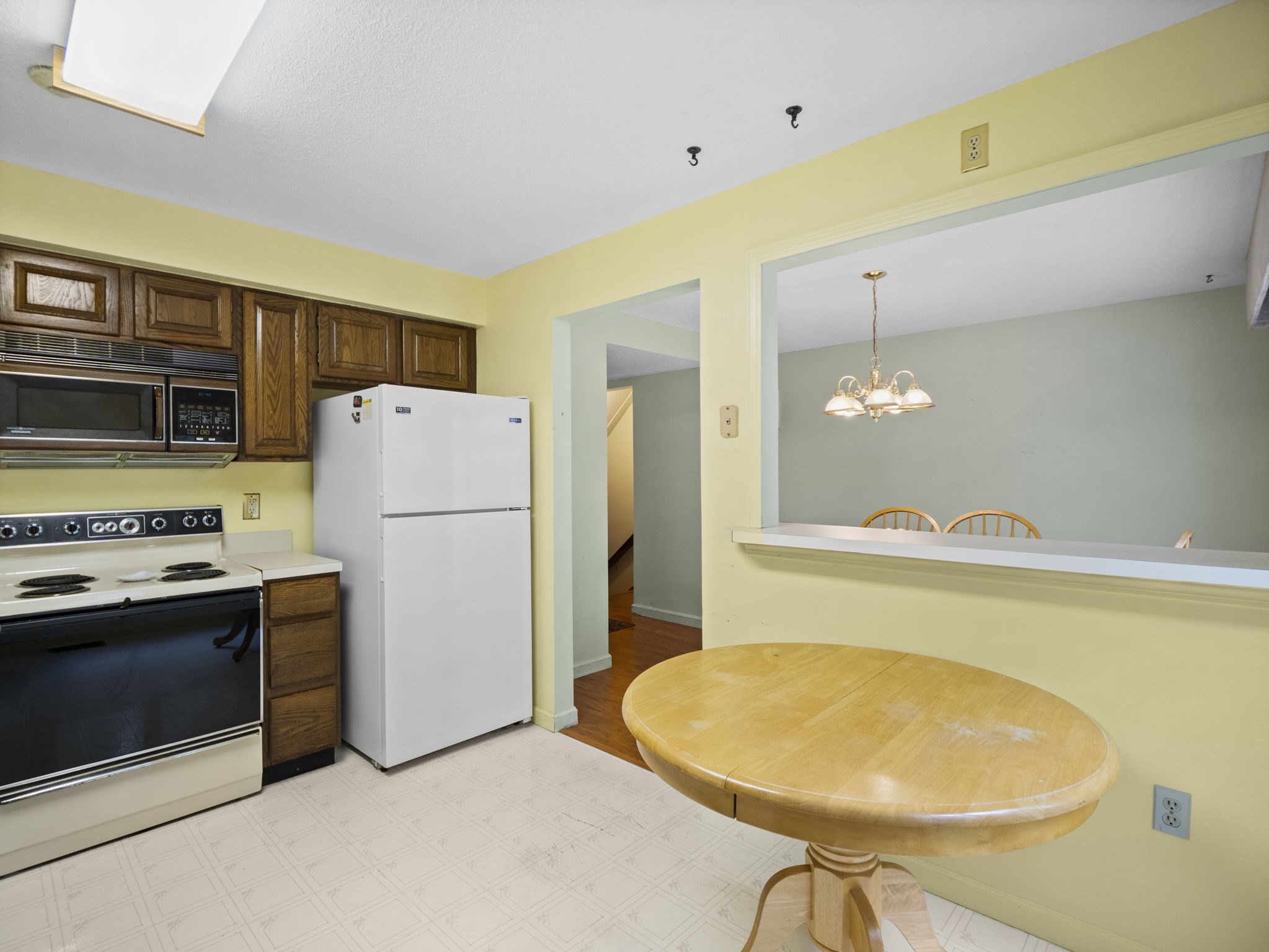 903 Foxwood Circle Unit 903, Peabody, MA 01960 - Image 9