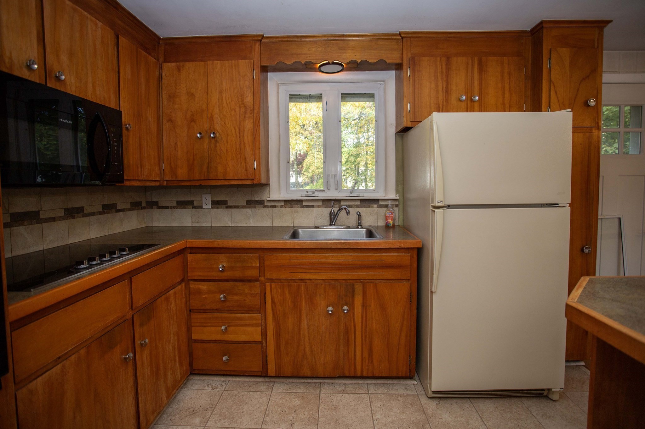 14 Sycamore Rd, Wakefield, MA 01880 - Image 14