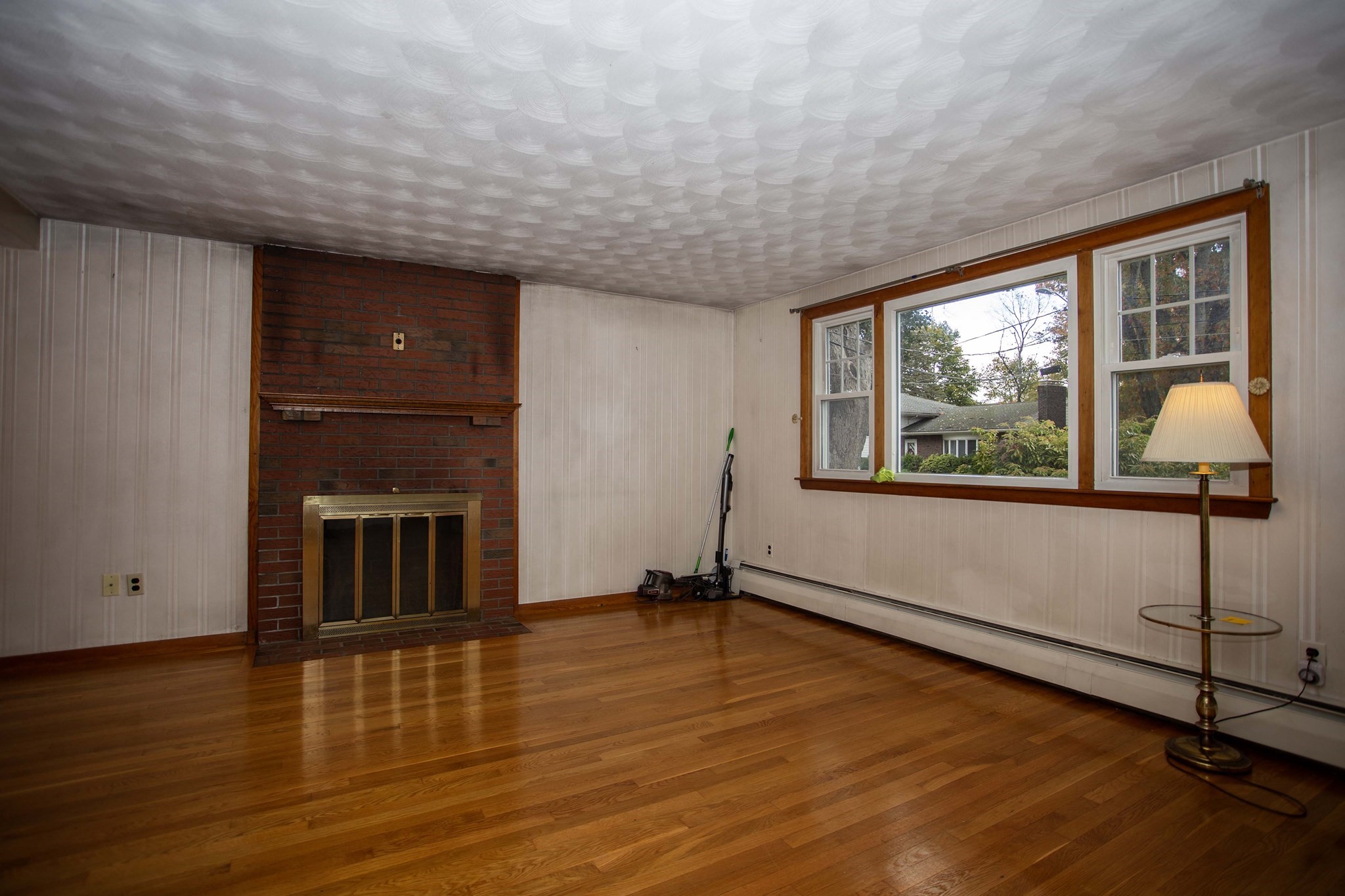 14 Sycamore Rd, Wakefield, MA 01880 - Image 3