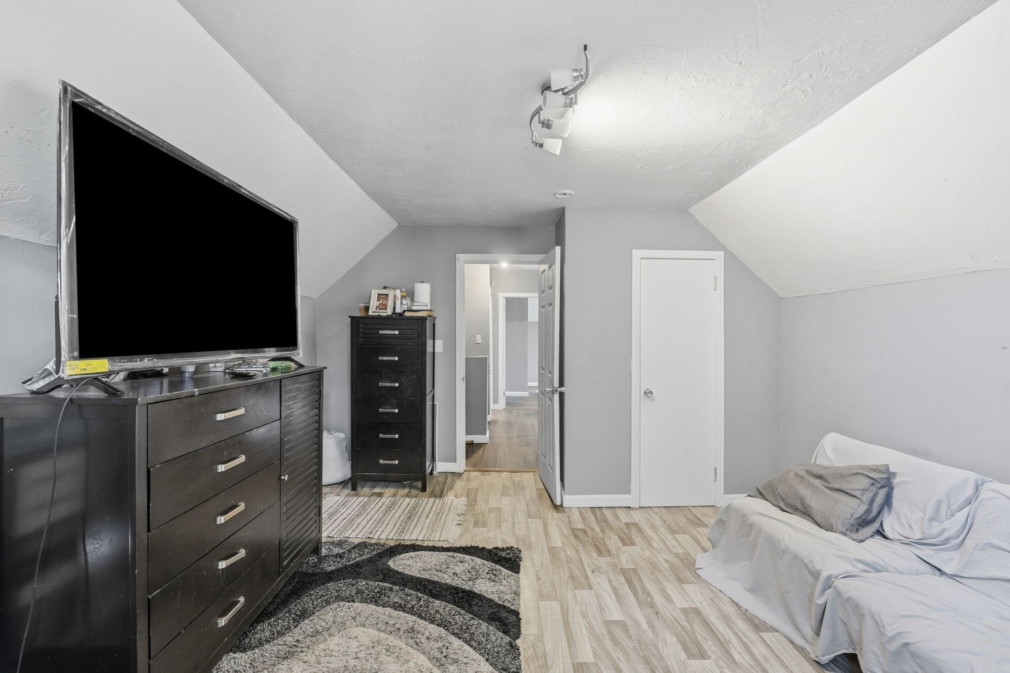 19 Ashburnham St, Fitchburg, MA 01420 - Image 26