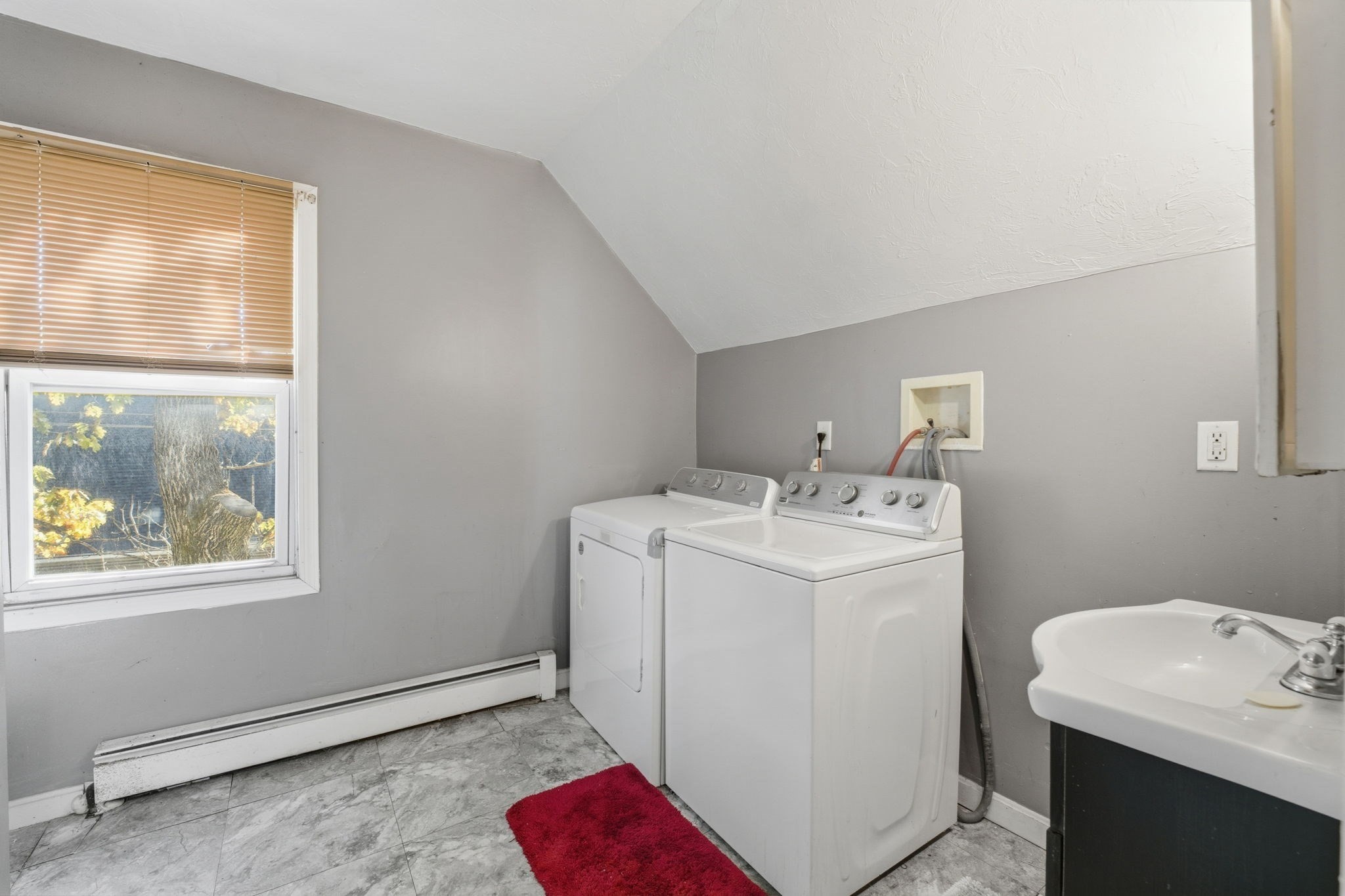 19 Ashburnham St, Fitchburg, MA 01420 - Image 9