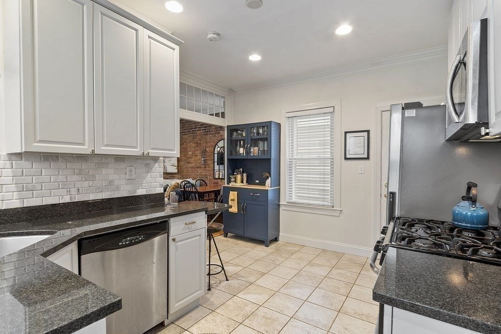 192 W 5th Street Unit 1, South Boston, Boston, MA 02127 - Image 12