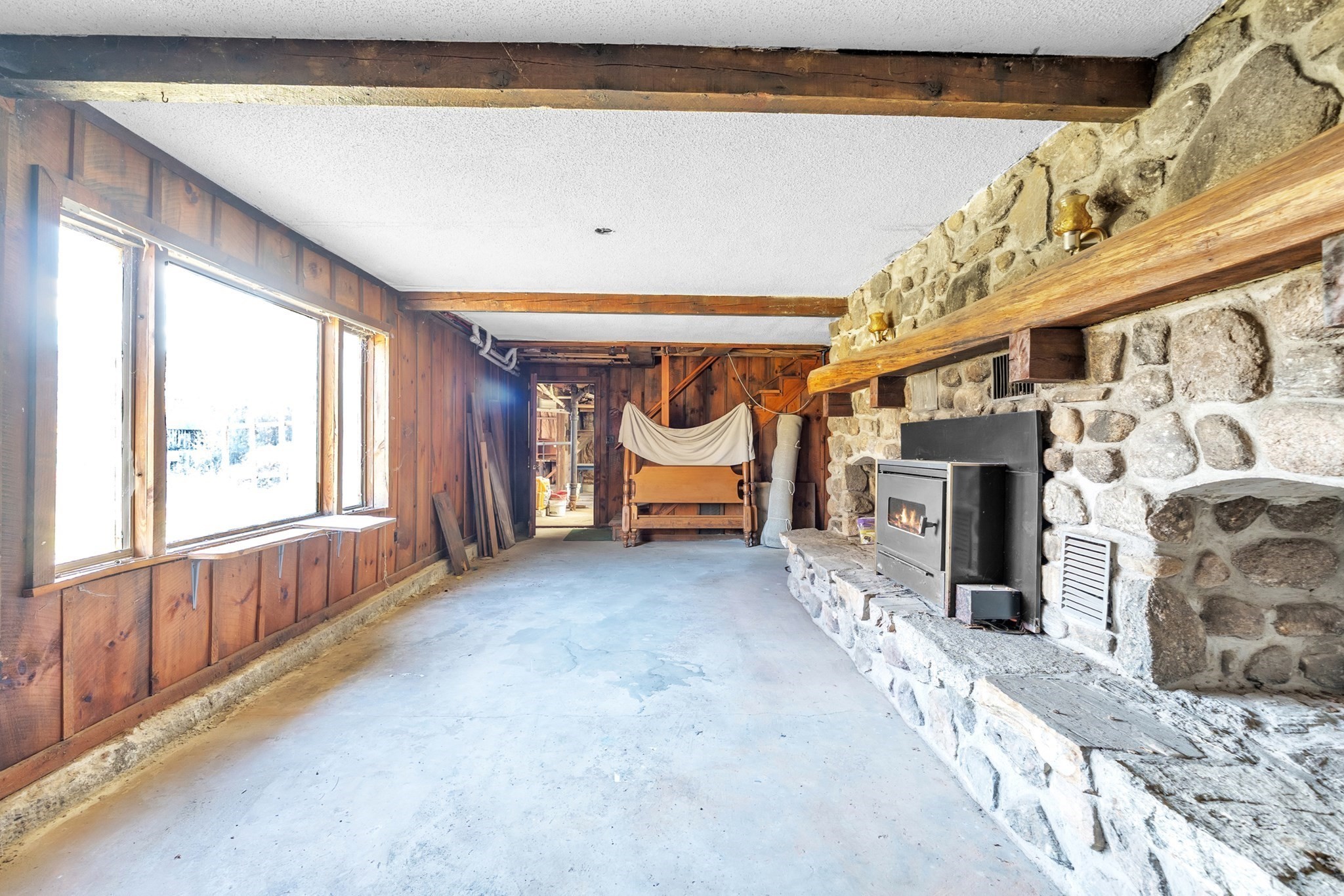 119 Albee, Uxbridge, MA 01569 - Image 25