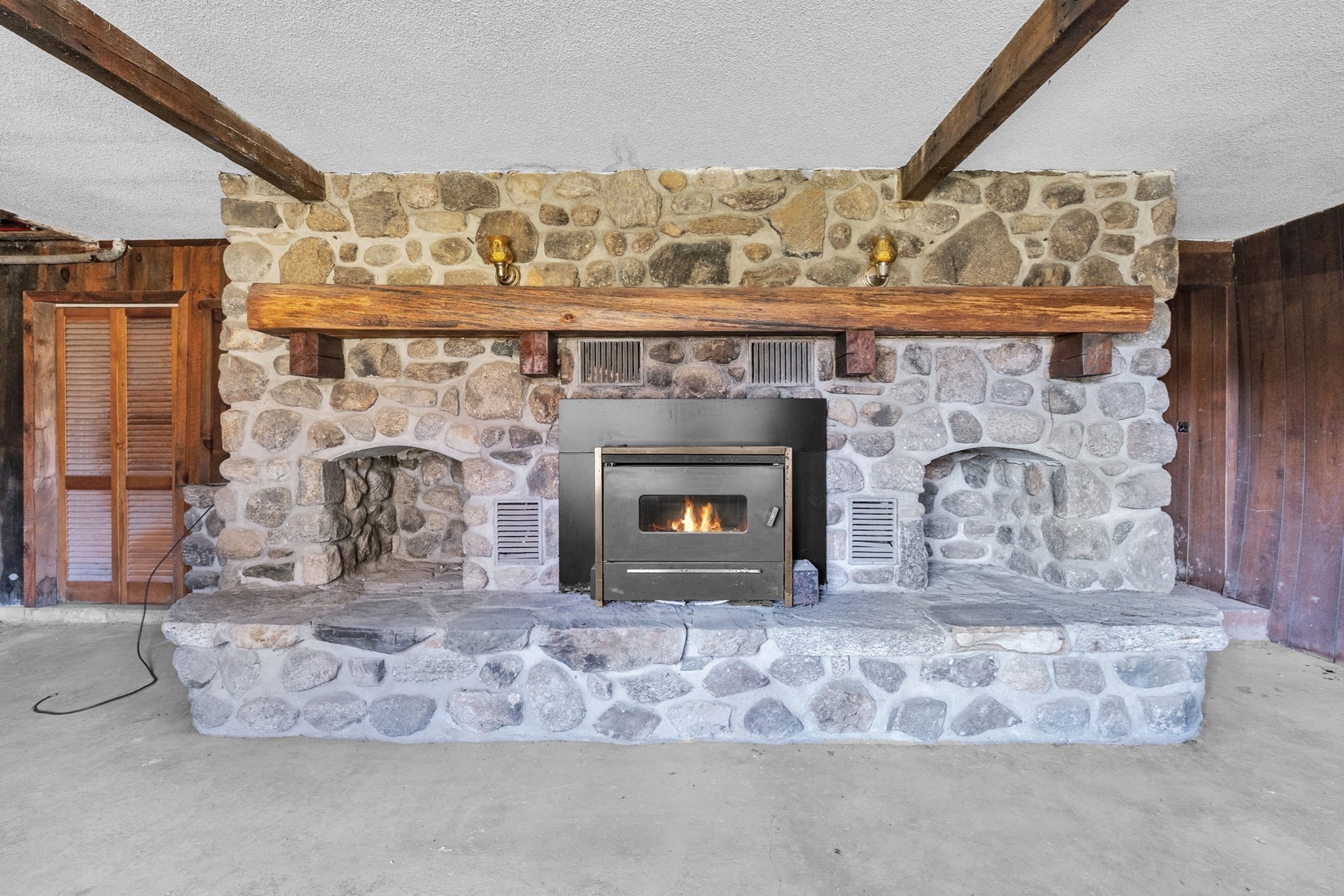 119 Albee, Uxbridge, MA 01569 - Image 26