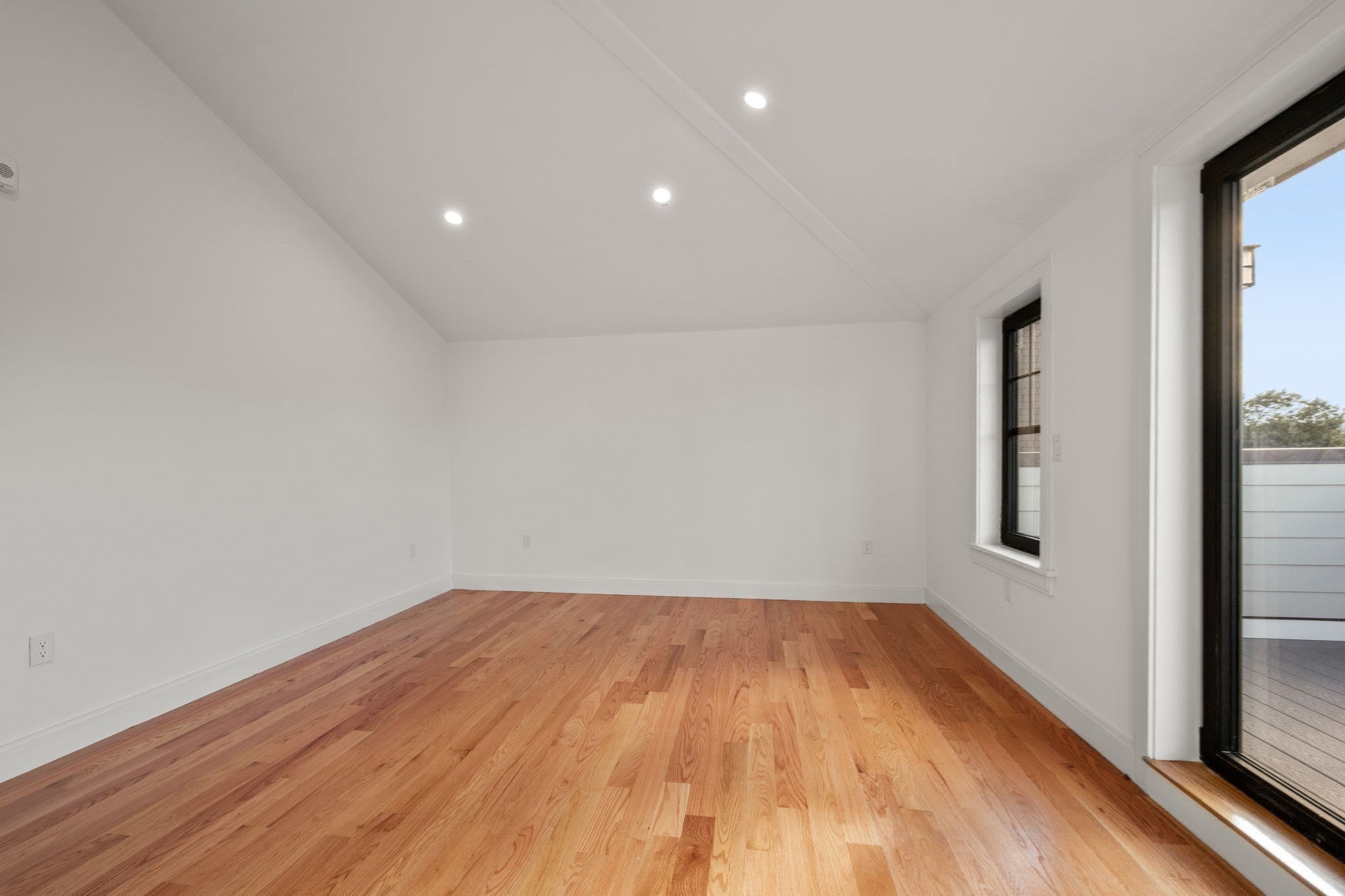 9 Sydney Unit 301, Dorchester, Boston, MA 02125 - Image 10