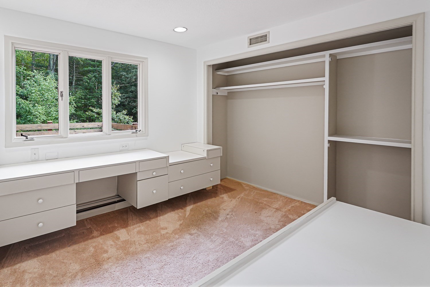 17 Crowningshield Dr, Paxton, MA 01612 - Image 39