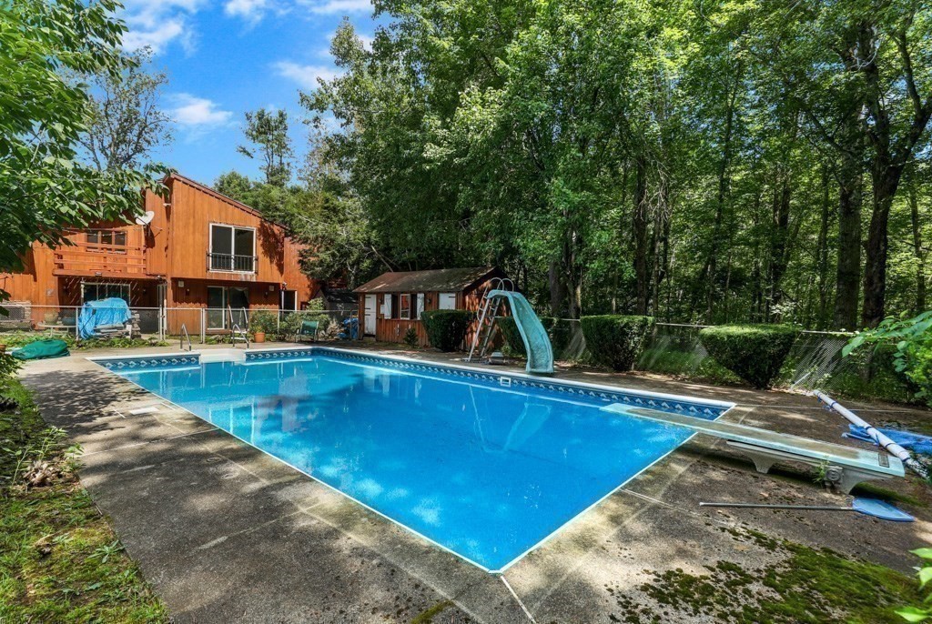 17 Crowningshield Dr, Paxton, MA 01612 - Image 7