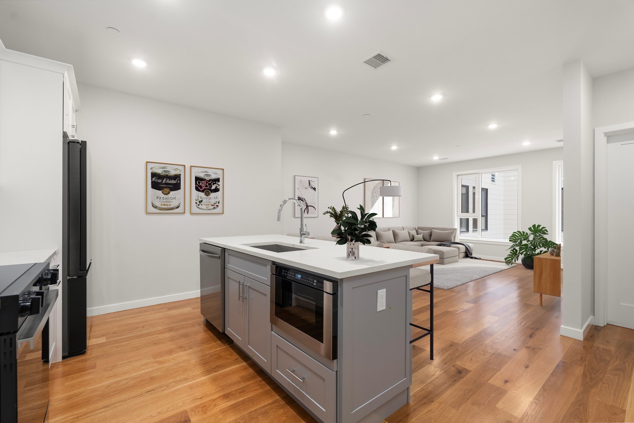 267 Old Colony Unit 511, South Boston, Boston, MA 02127 - Image 2