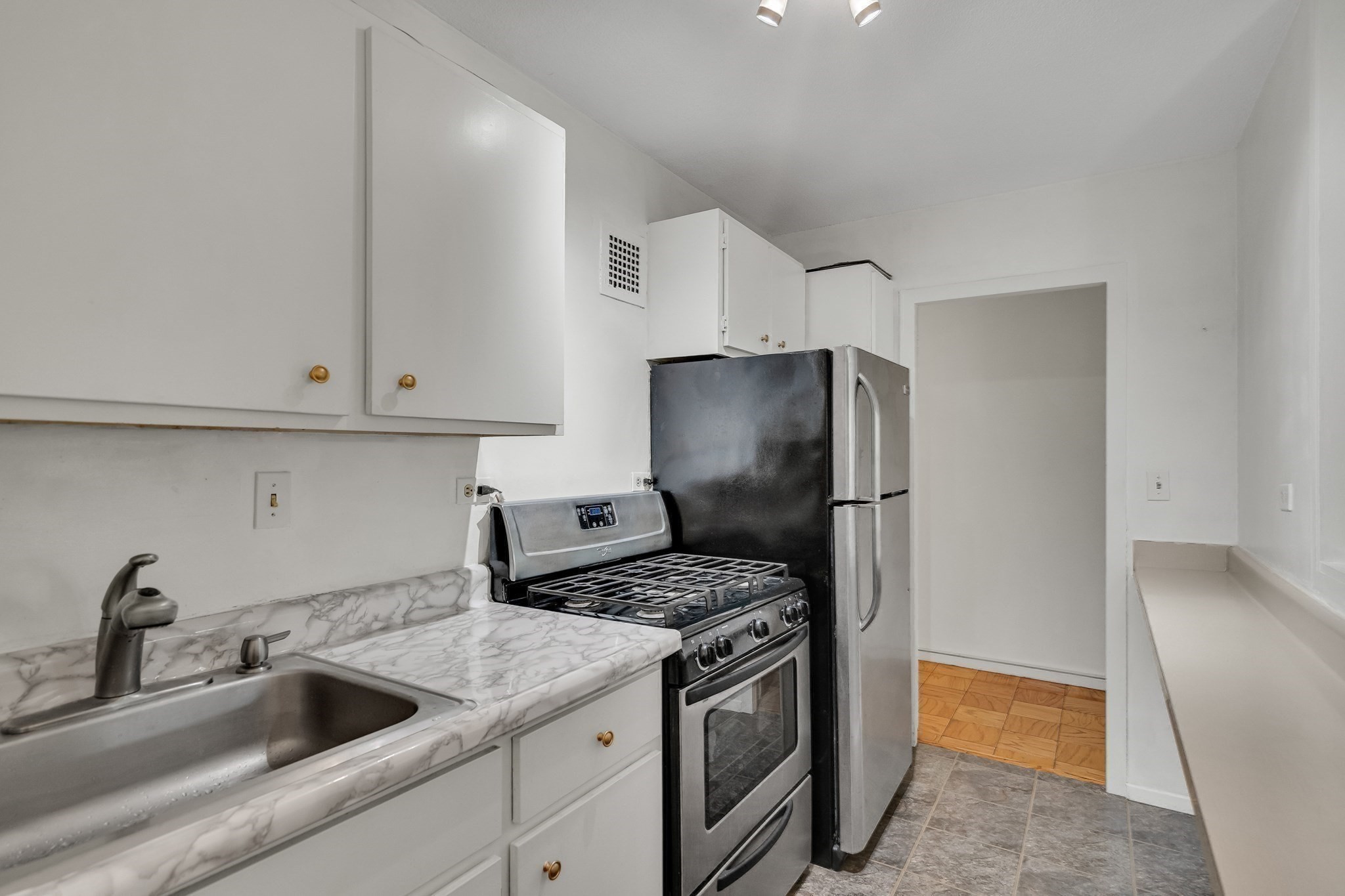 9 Hawthorne Pl Unit 5K, West End, Boston, MA 02114 - Image 11