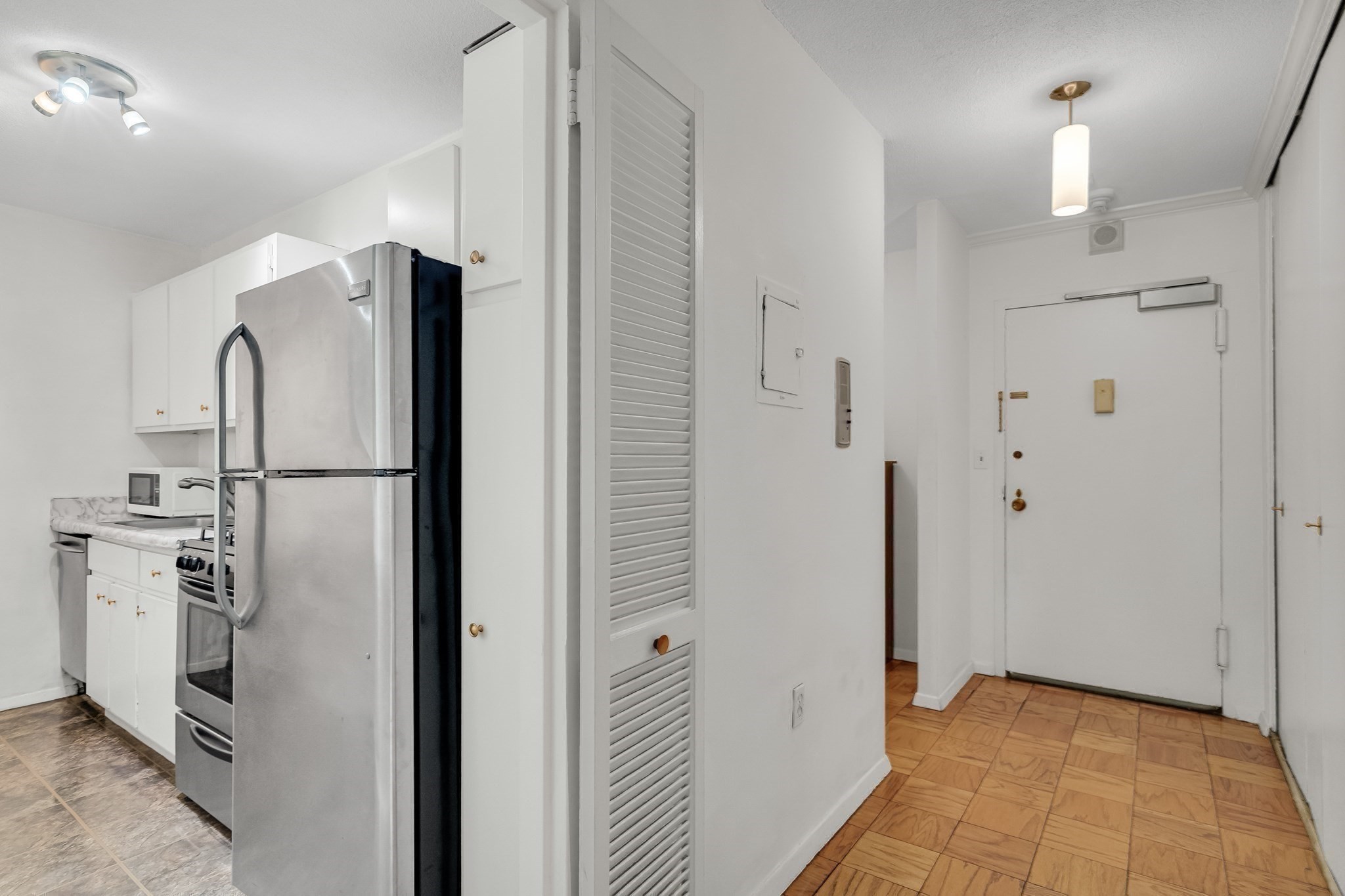 9 Hawthorne Pl Unit 5K, West End, Boston, MA 02114 - Image 13