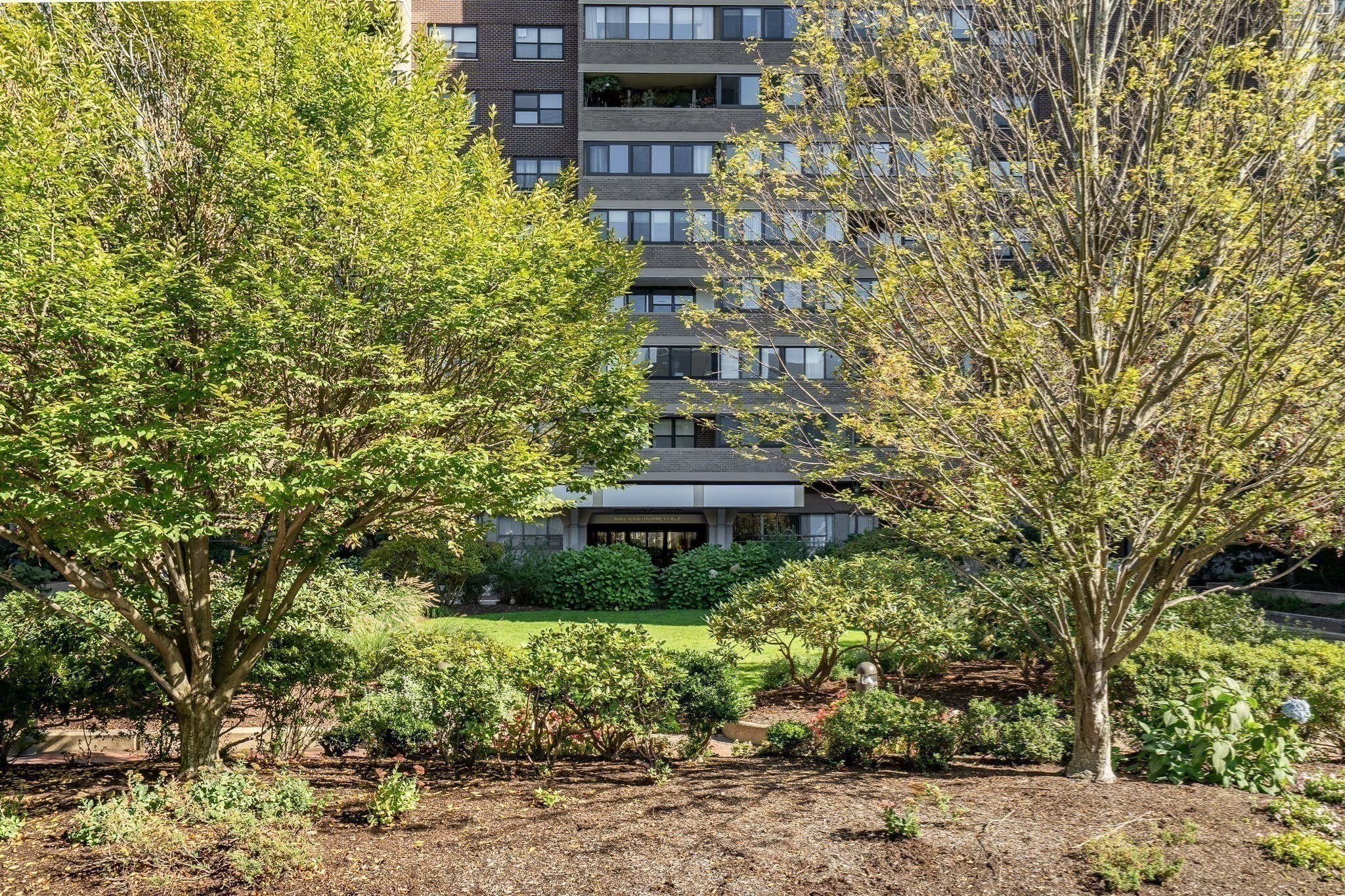9 Hawthorne Pl Unit 5K, West End, Boston, MA 02114 - Image 36