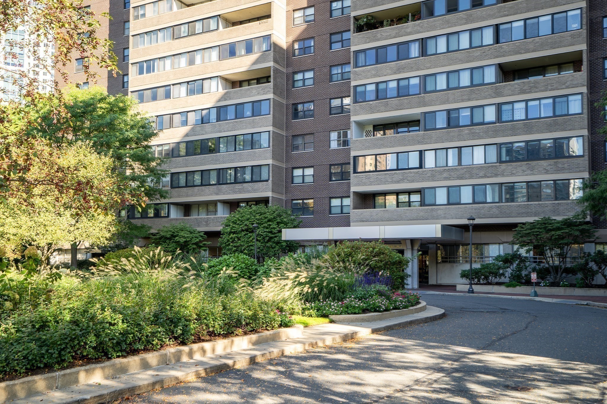 9 Hawthorne Pl Unit 5K, West End, Boston, MA 02114 - Image 37