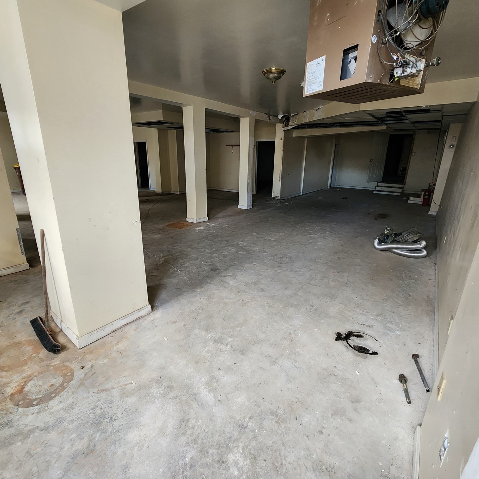 233 East Main, Fall River, MA 02724 - Image 3