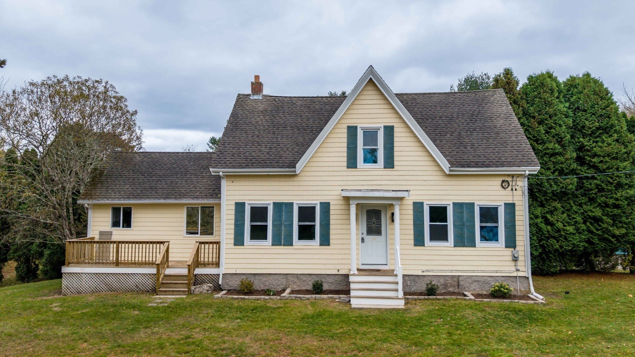 599 Quanapoag Rd, Dartmouth, MA 02747 - Image 1