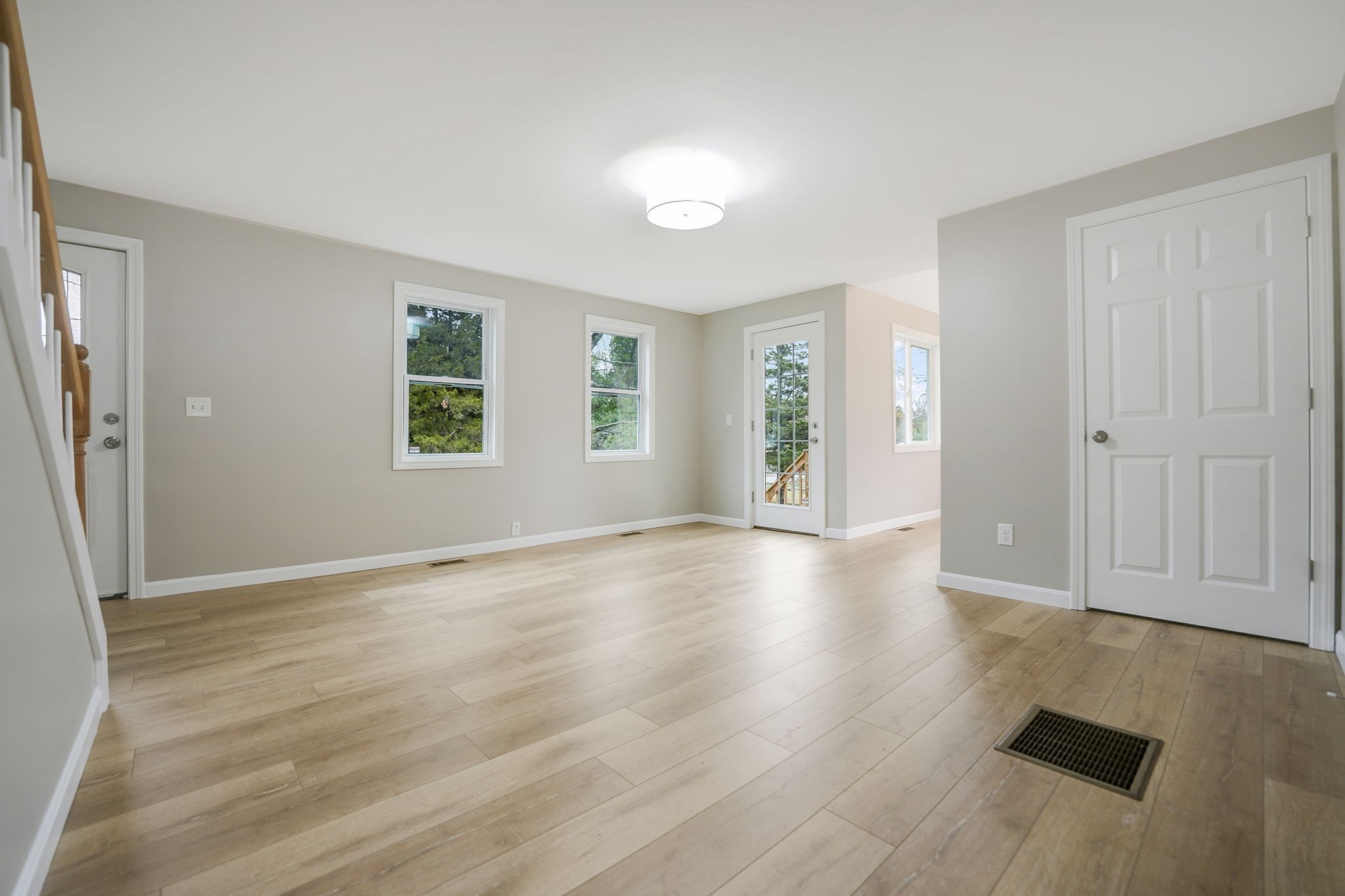 599 Quanapoag Rd, Dartmouth, MA 02747 - Image 14