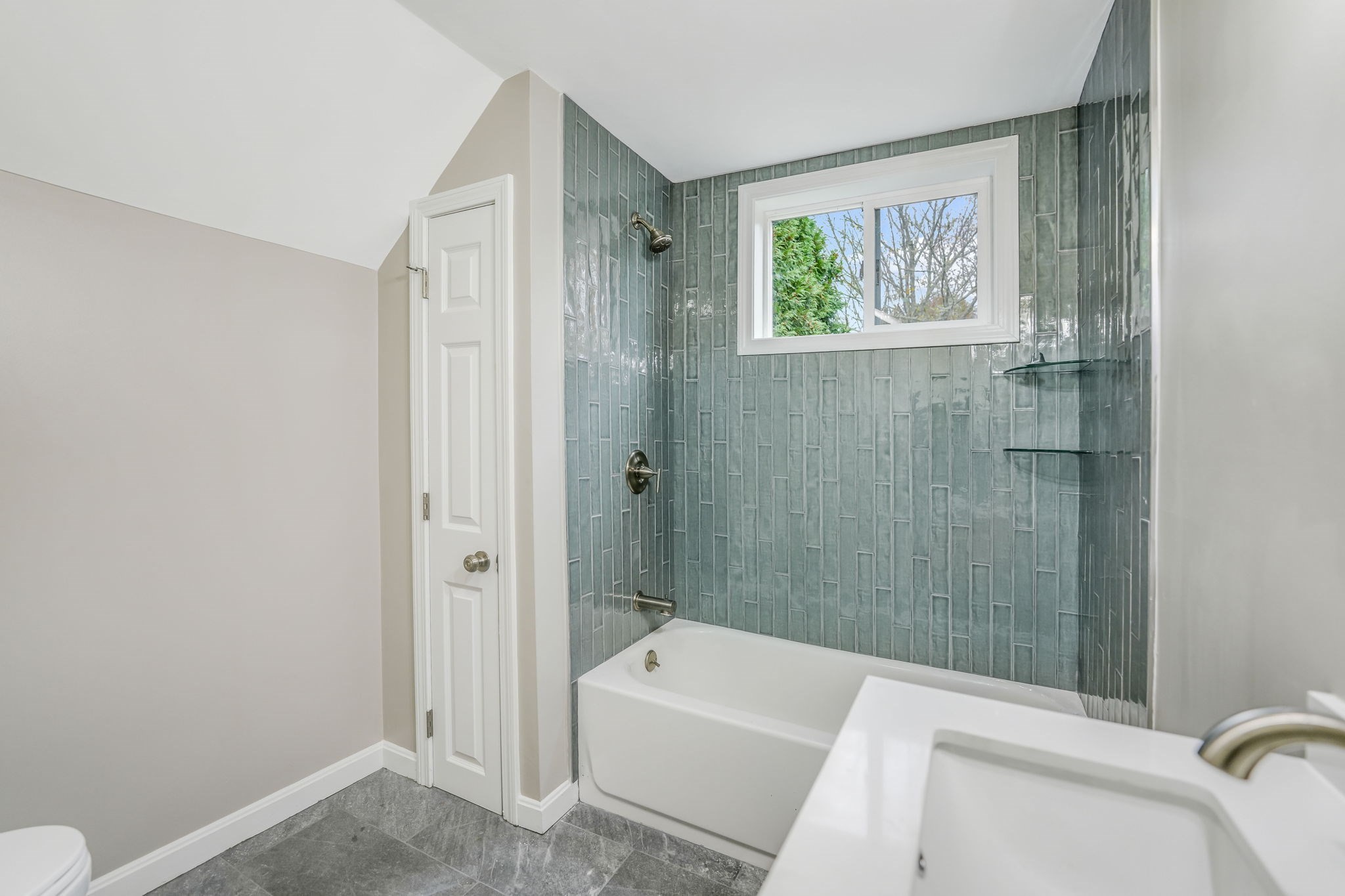 599 Quanapoag Rd, Dartmouth, MA 02747 - Image 19