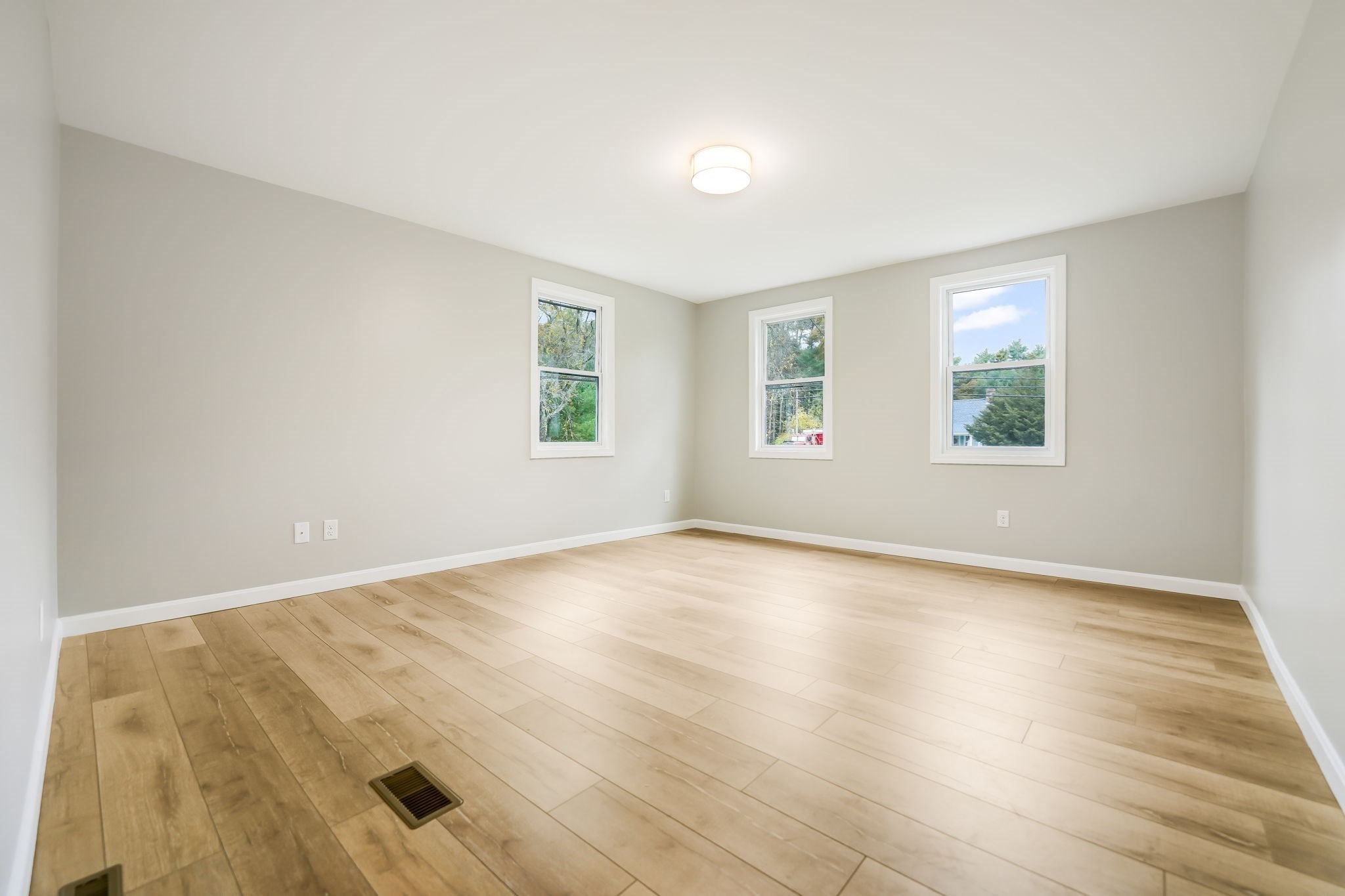 599 Quanapoag Rd, Dartmouth, MA 02747 - Image 20