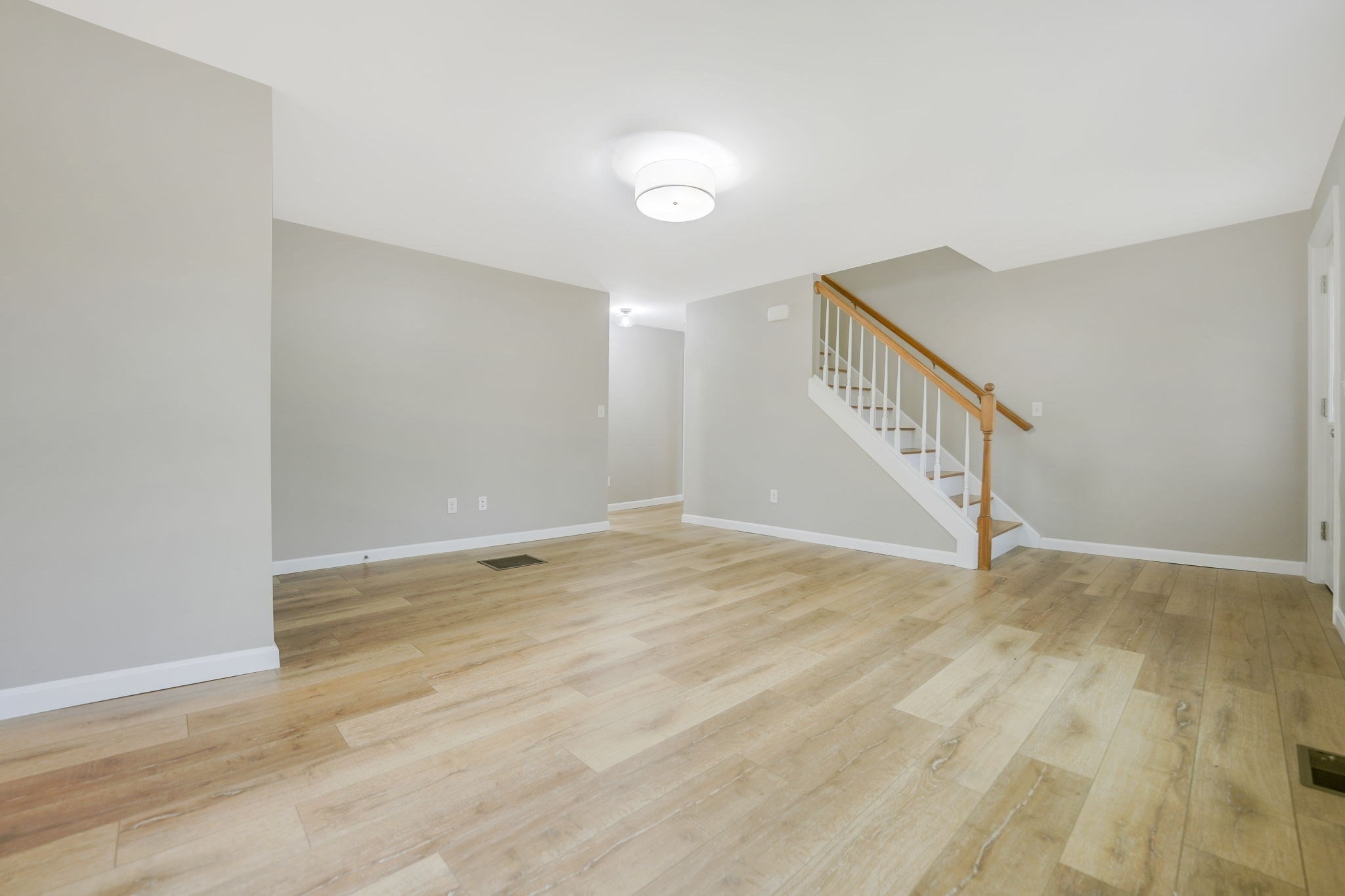 599 Quanapoag Rd, Dartmouth, MA 02747 - Image 22