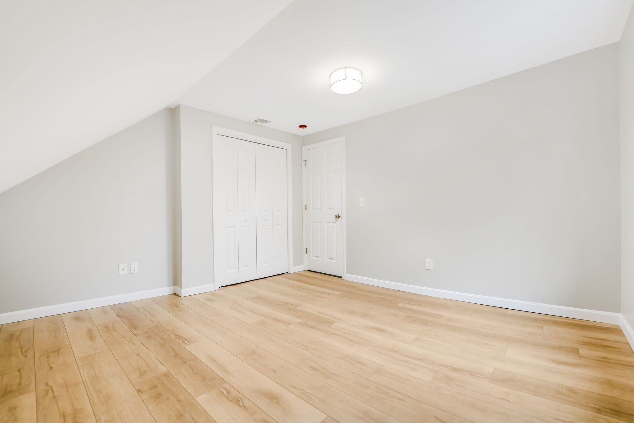 599 Quanapoag Rd, Dartmouth, MA 02747 - Image 24