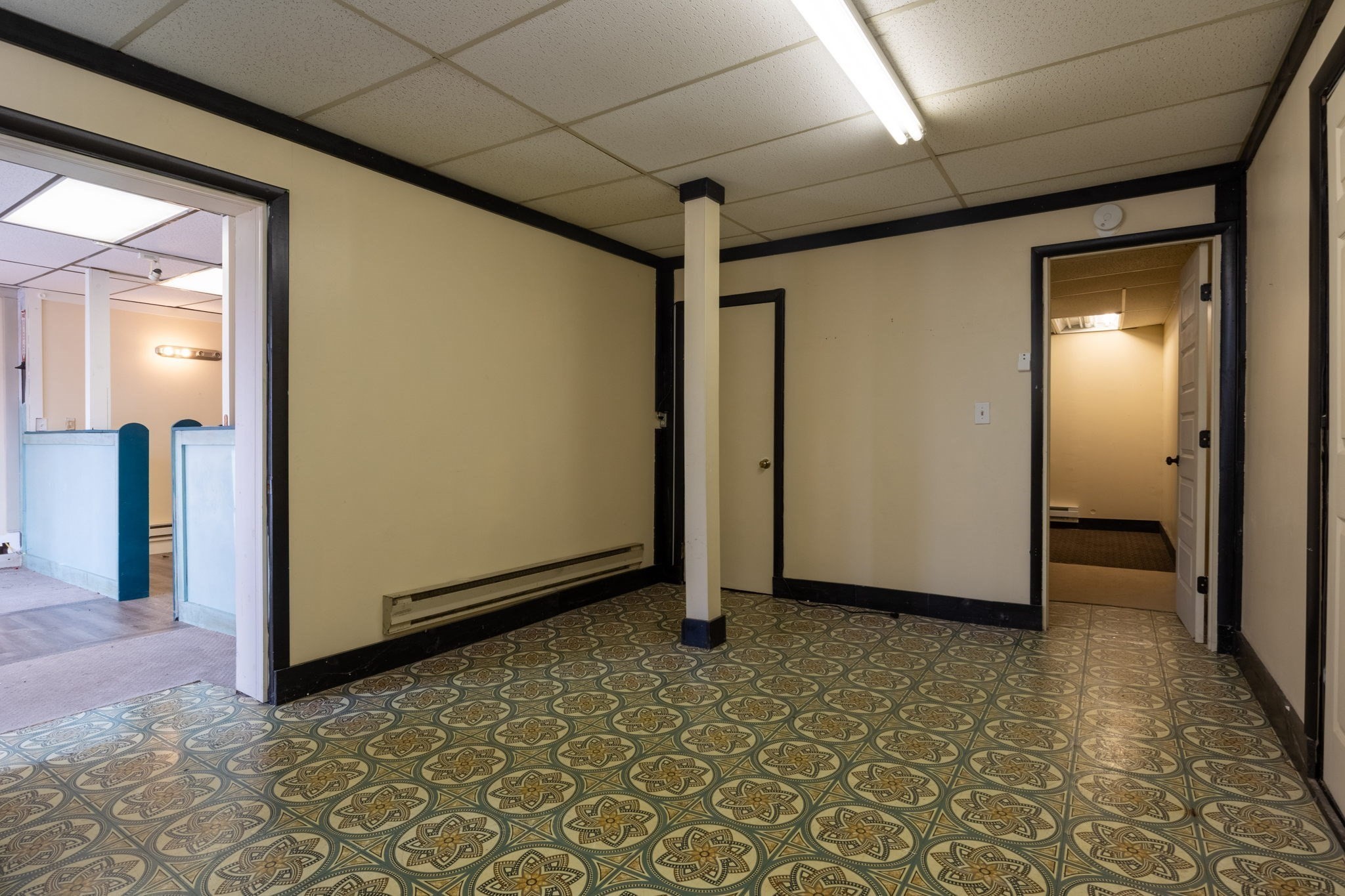 301 Linden St, Holyoke, MA 01040 - Image 18