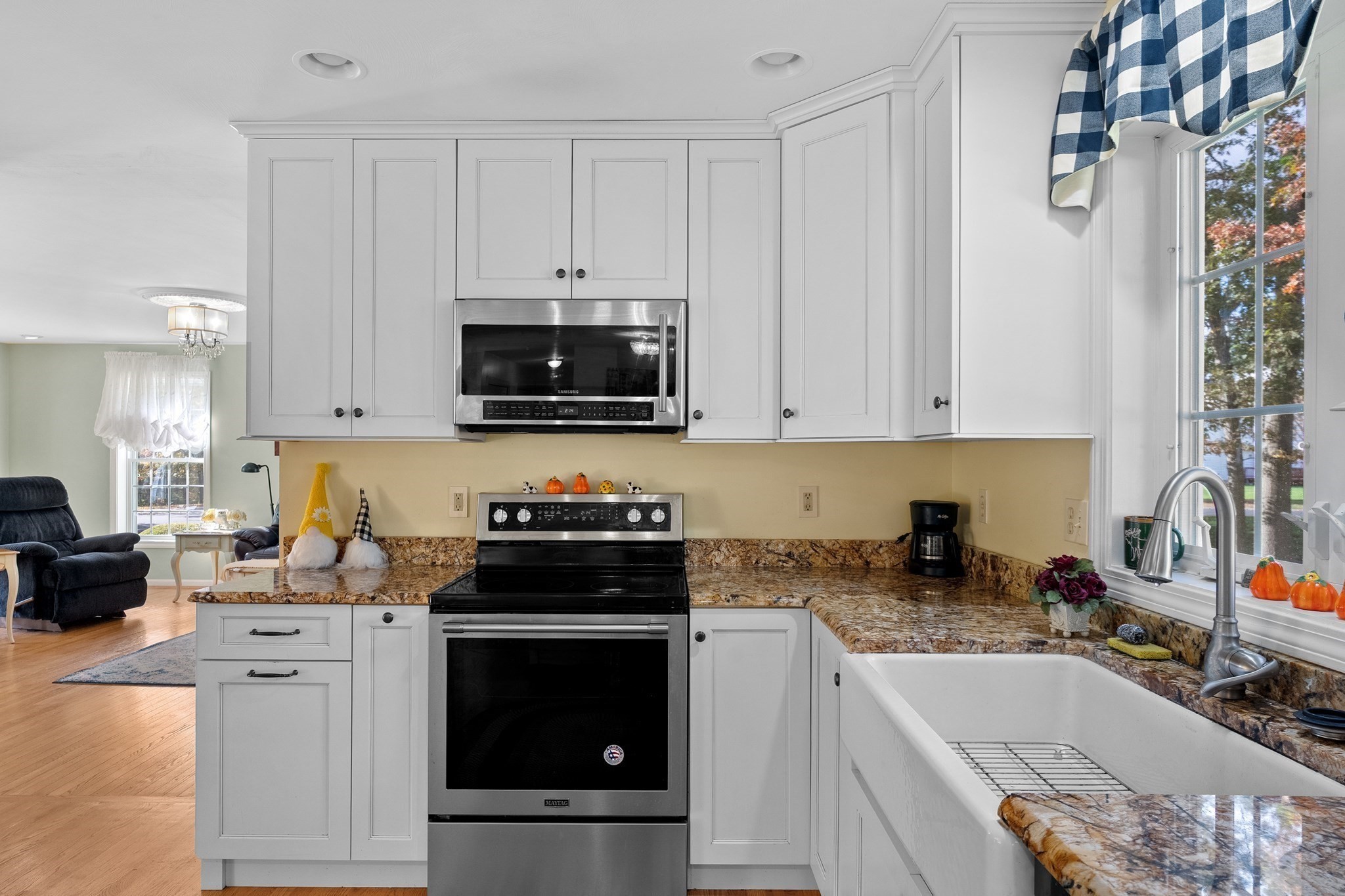 17 Meredith Rd, Salem, NH 03079 - Image 3