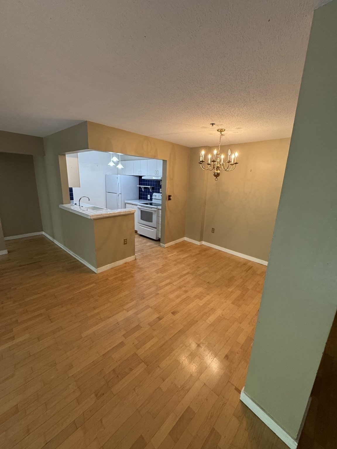 273 Cambridge Rd Unit 202, Woburn, MA 01801 - Image 19