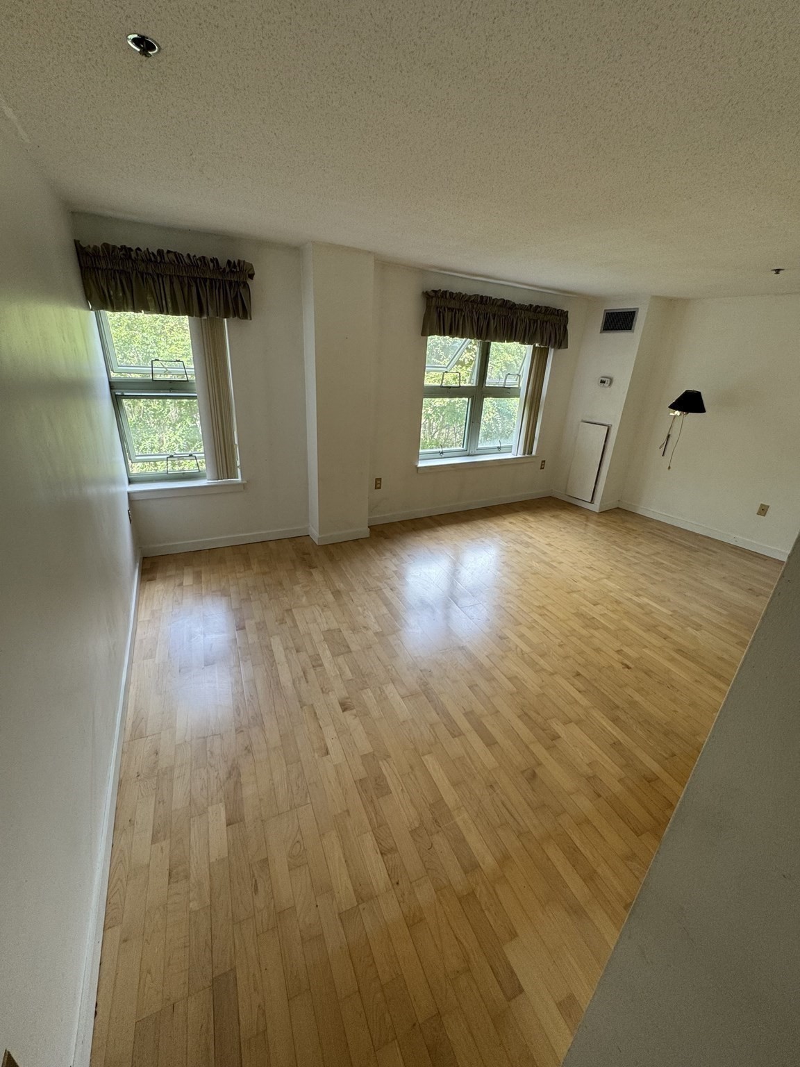 273 Cambridge Rd Unit 202, Woburn, MA 01801 - Image 25