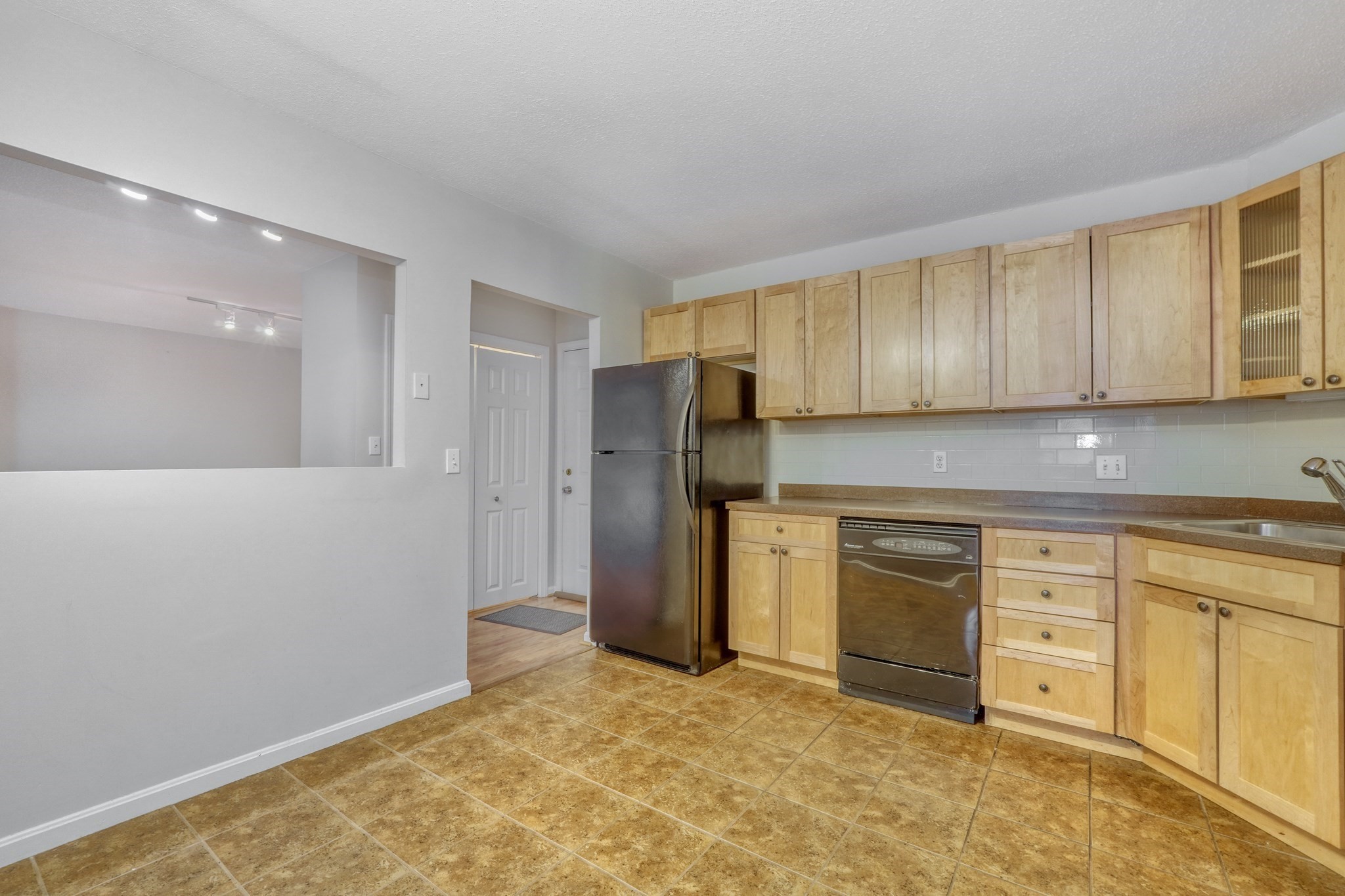 131 Coolidge Ave Unit 123, Watertown, MA 02472 - Image 10
