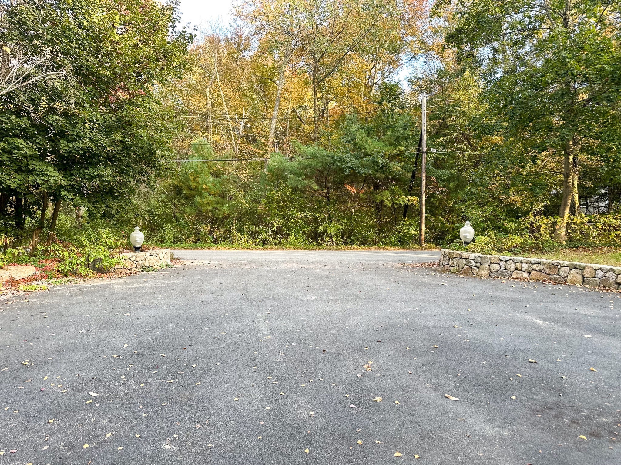 125 Maple St, Carlisle, MA 01741 - Image 2