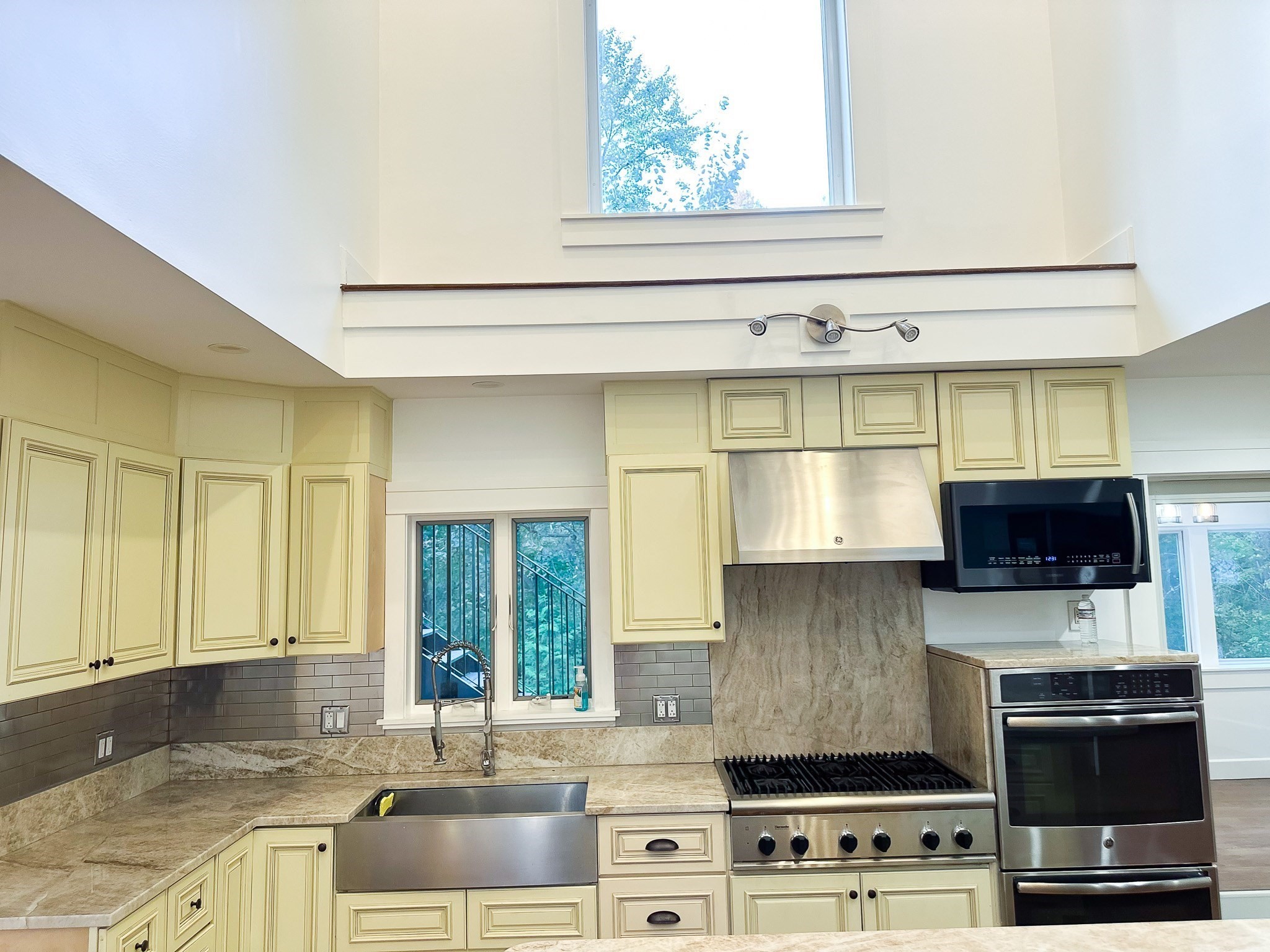 125 Maple St, Carlisle, MA 01741 - Image 6